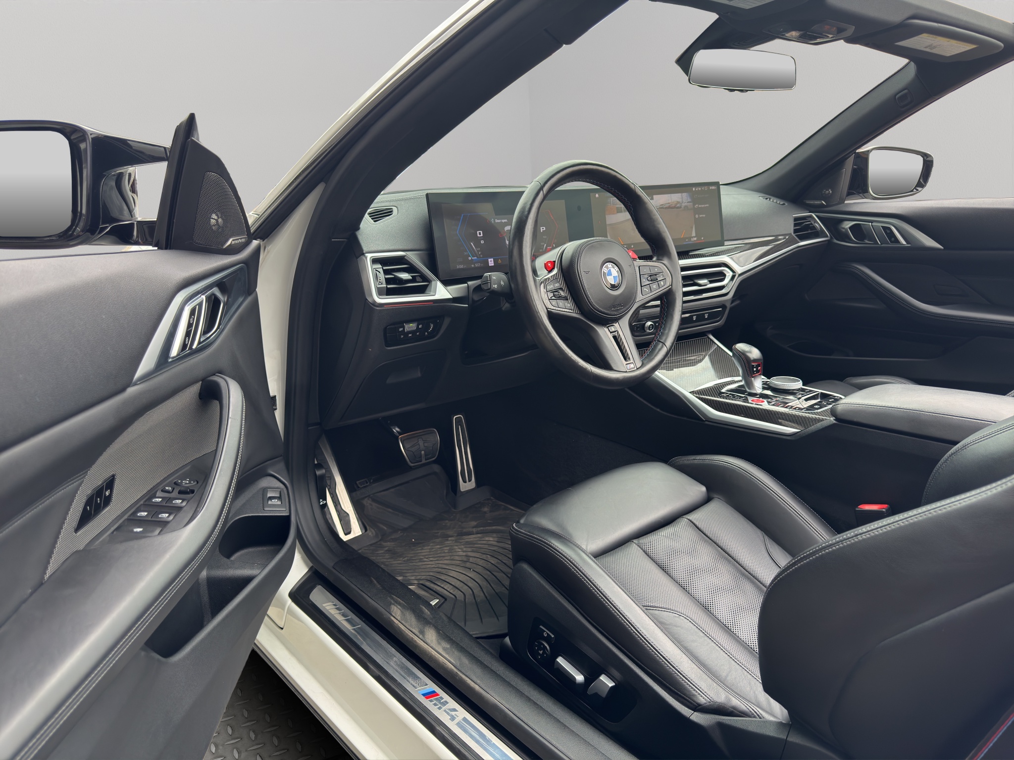 2024 BMW M4 Competition xDrive Convertible — photo 19