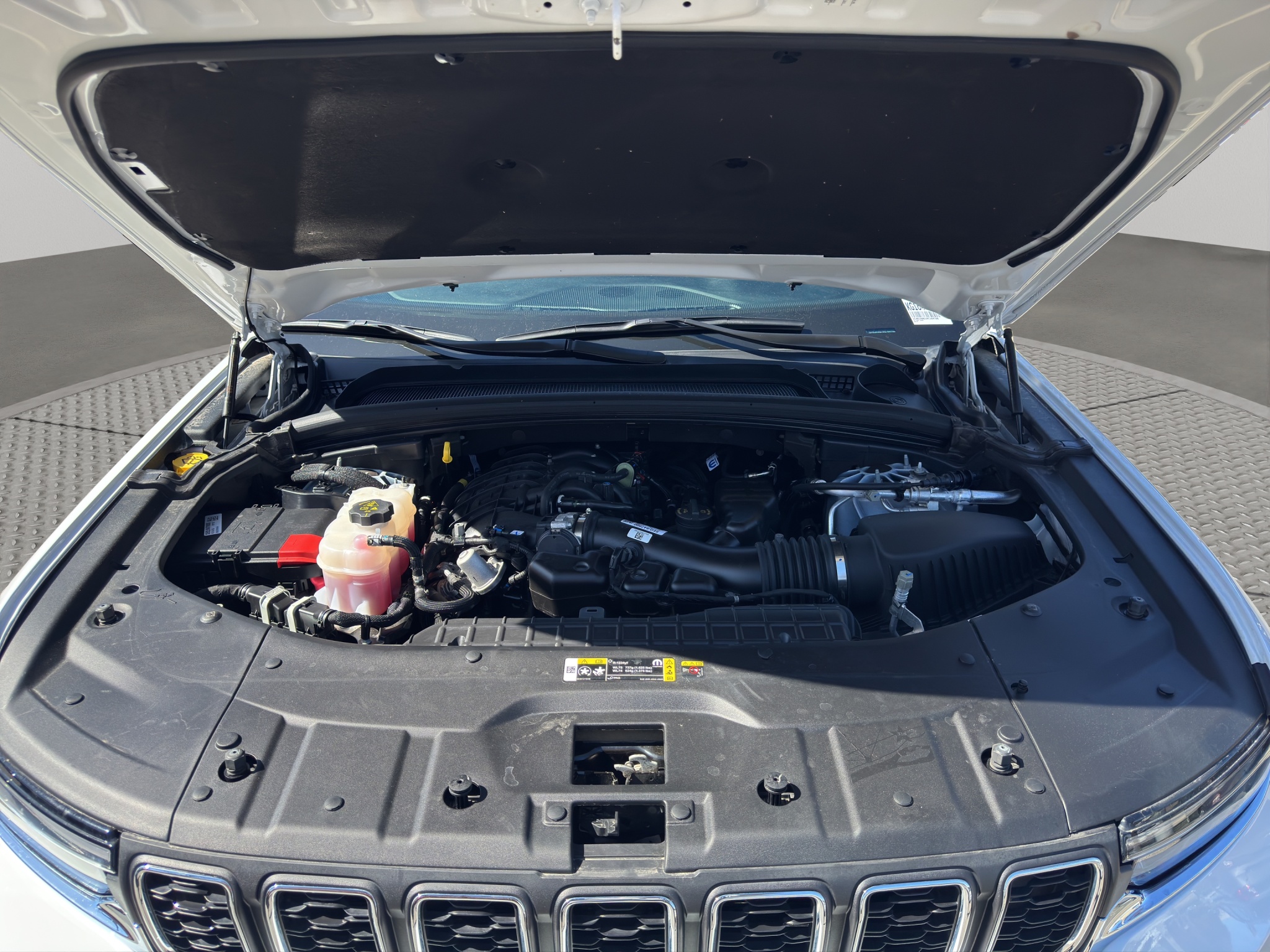 2024 Jeep Grand Cherokee Laredo 4x4 — photo 7