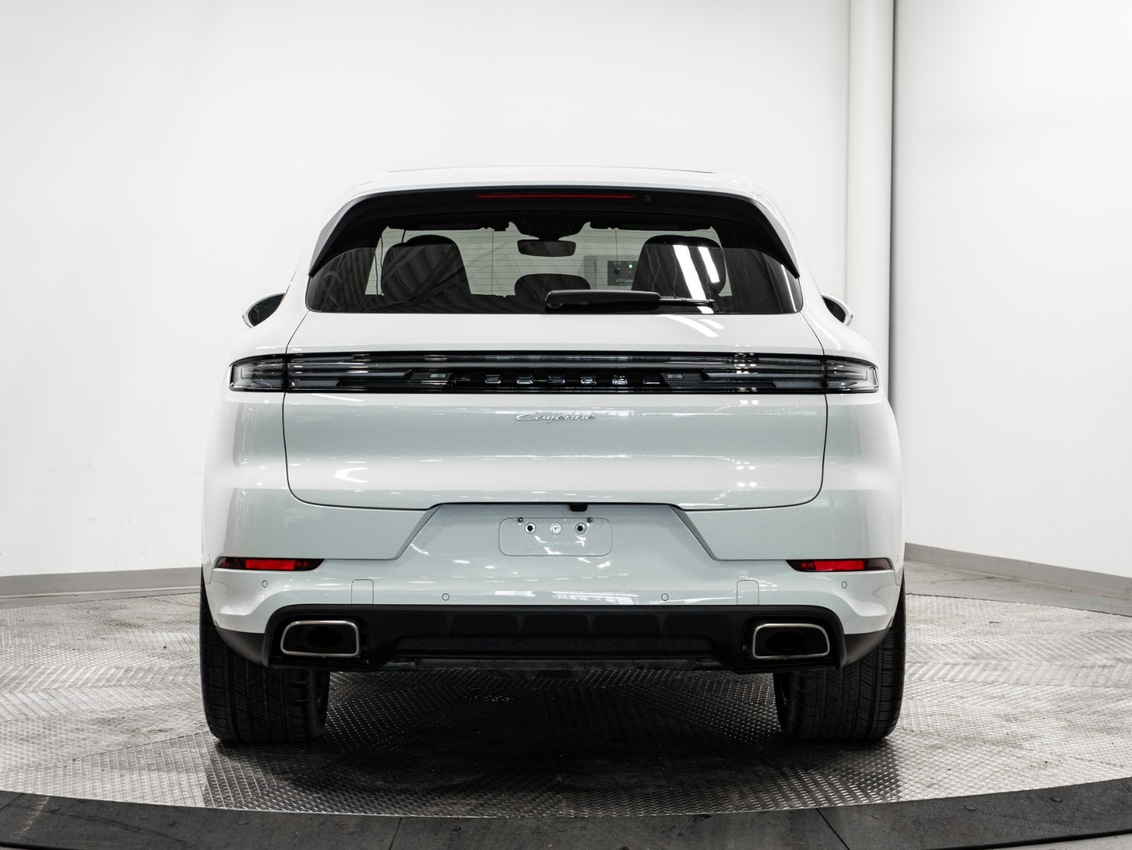 2024 Porsche Cayenne AWD — photo 6