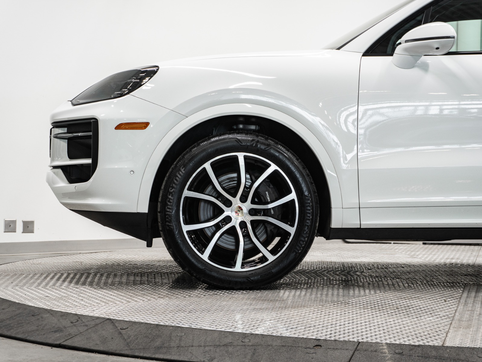 2024 Porsche Cayenne AWD — photo 9