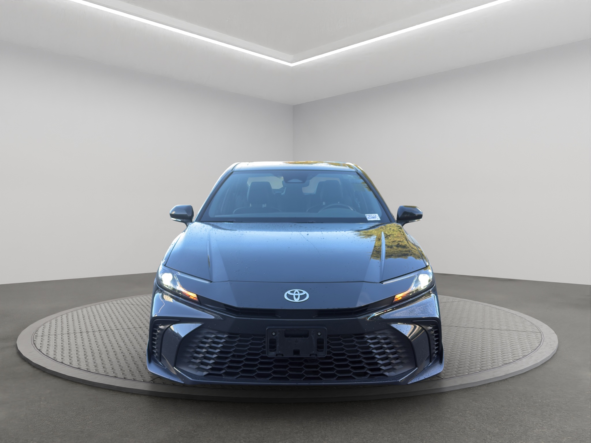 2025 Toyota Camry SE Upgrade CVT AWD — photo 2
