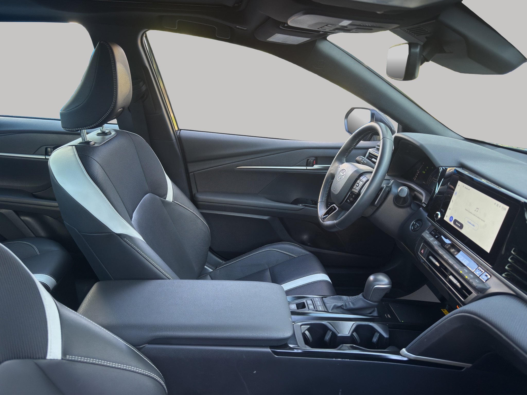 2025 Toyota Camry SE Upgrade CVT AWD — photo 15