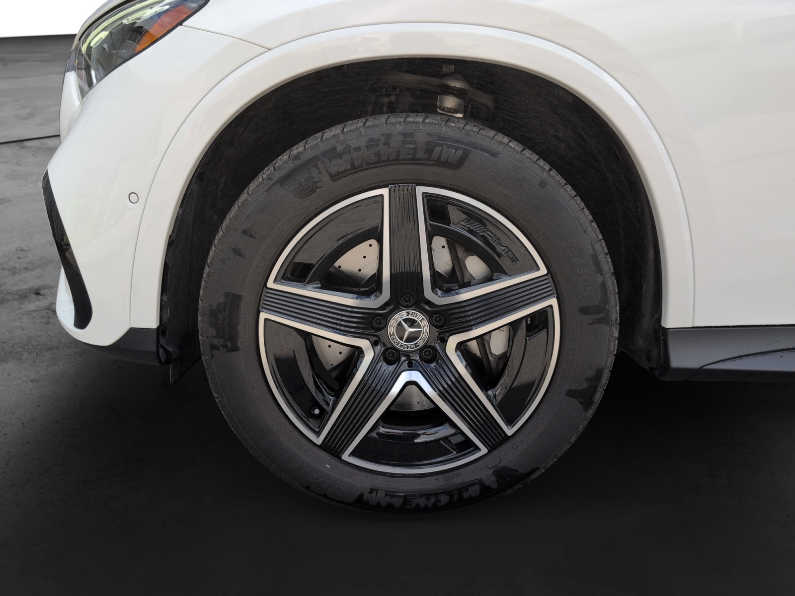 2024 Mercedes-Benz GLC GLC 300 4MATIC SUV — photo 8