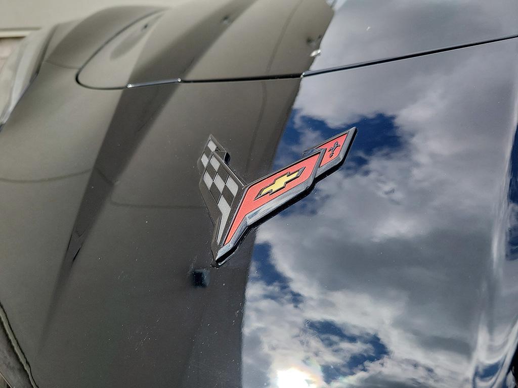 2025 Chevrolet Corvette 2dr Stingray Cpe w/2LT — photo 9