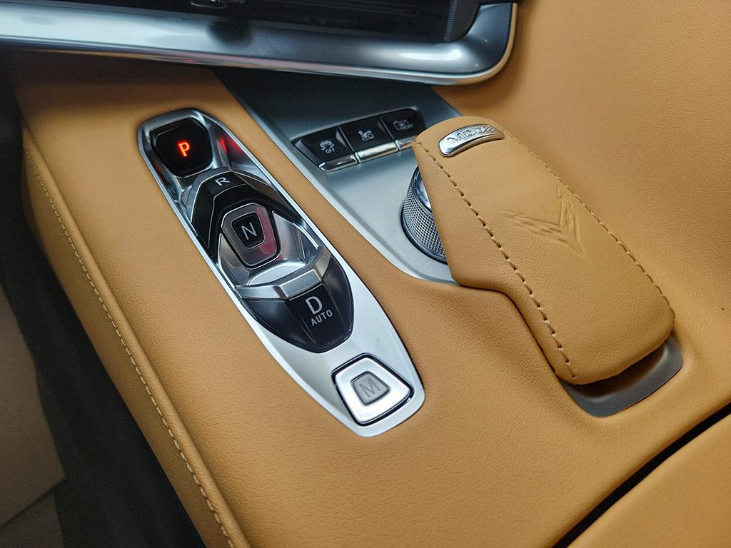 2025 Chevrolet Corvette 2dr Stingray Cpe w/2LT — photo 17