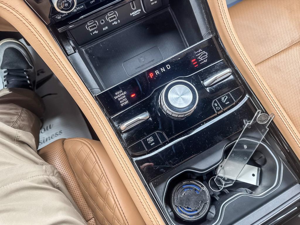 2023 Jeep Grand Cherokee Summit Reserve 4x4 — photo 16