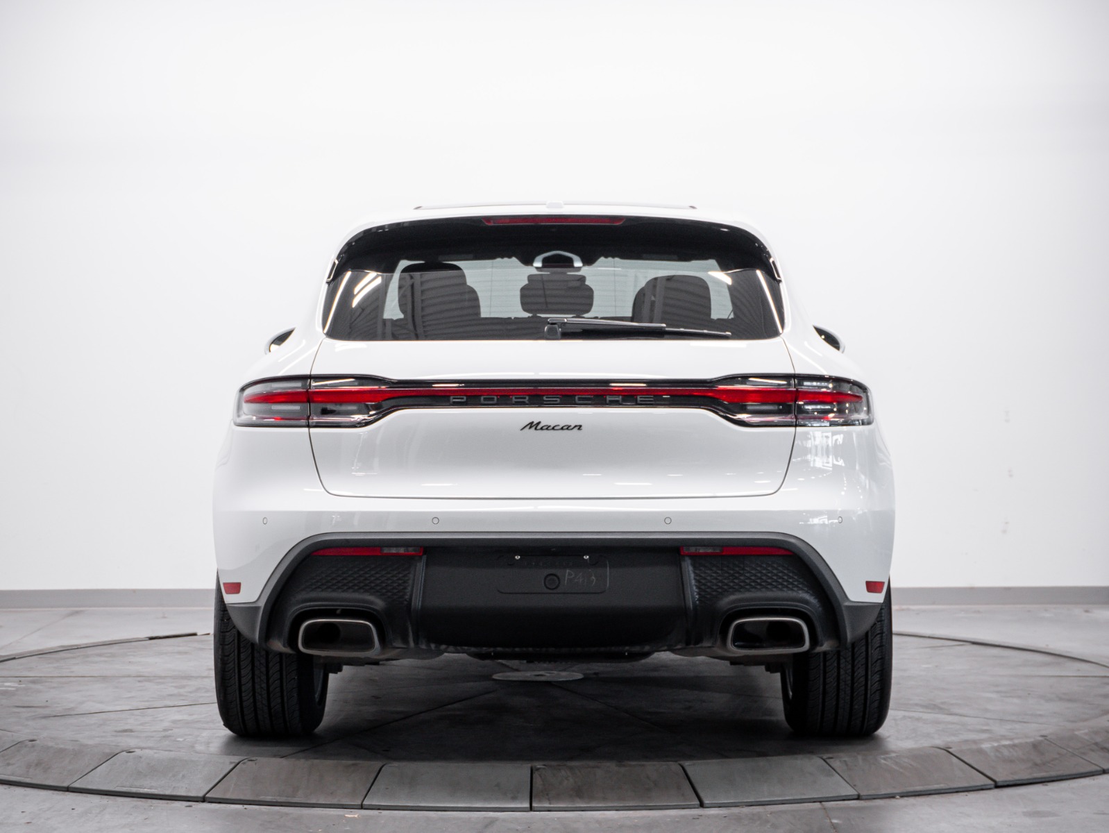2025 Porsche Macan AWD — photo 6