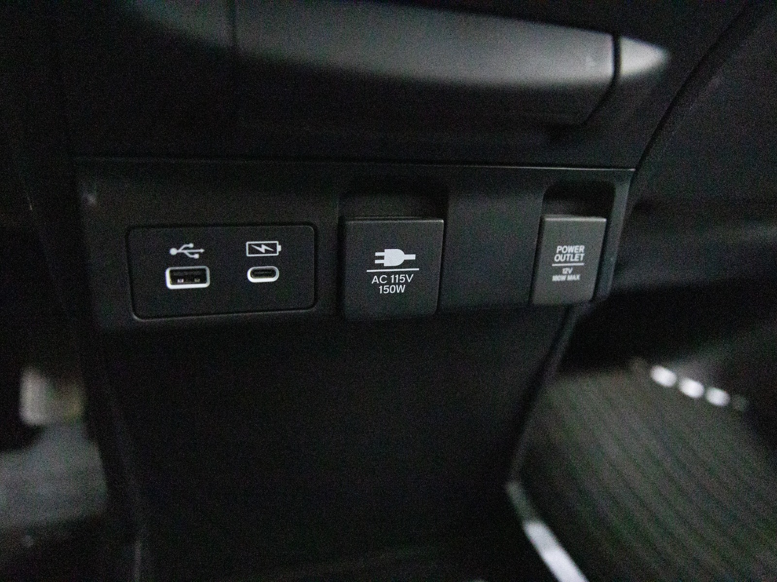 2025 Honda Odyssey Touring Auto — photo 32