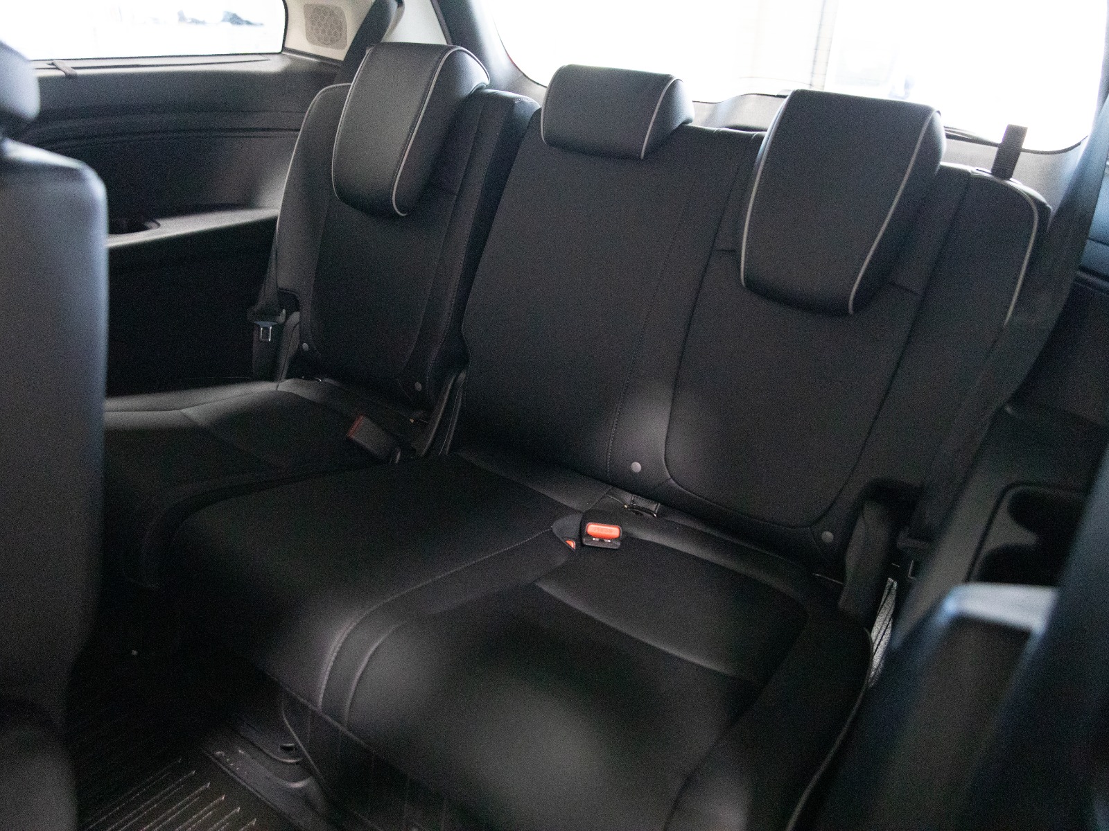 2025 Honda Odyssey Touring Auto — photo 38