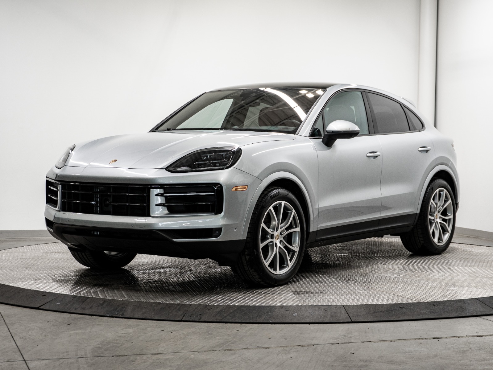 2024 Porsche Cayenne Coupe AWD — photo 1