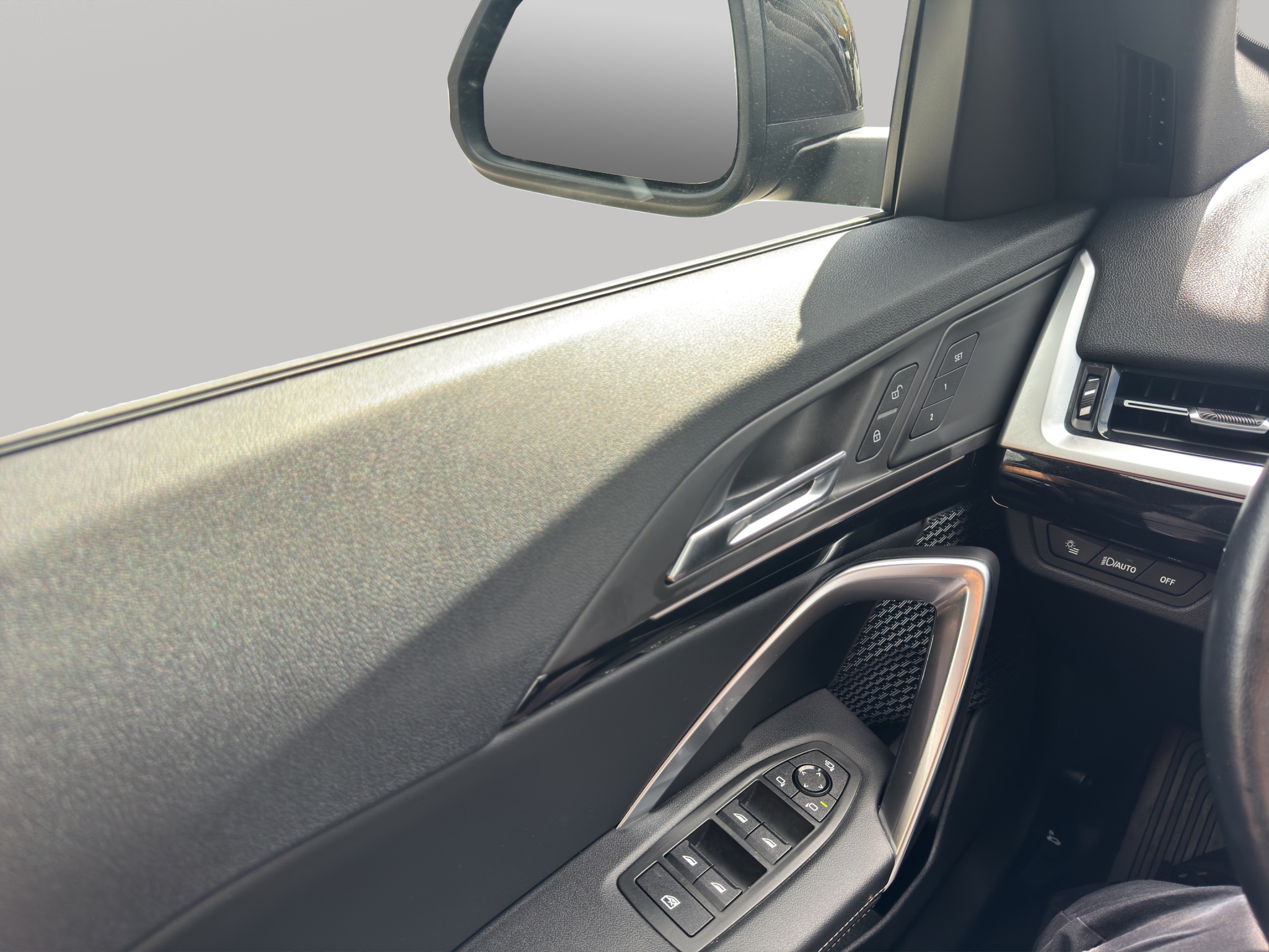 2025 BMW X1 xDrive28i Sports Activity Vehicle — photo 14