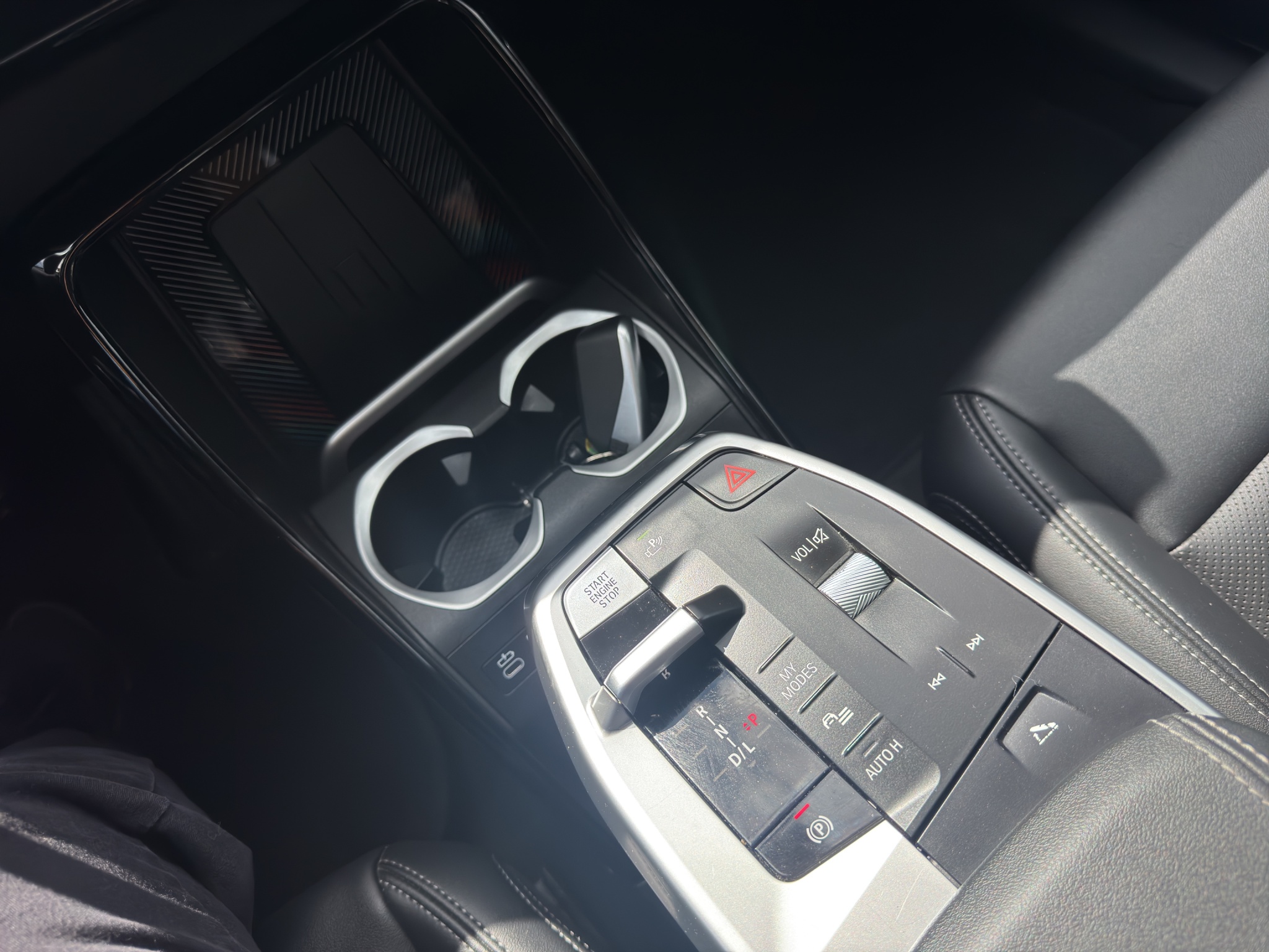 2025 BMW X1 xDrive28i Sports Activity Vehicle — photo 15