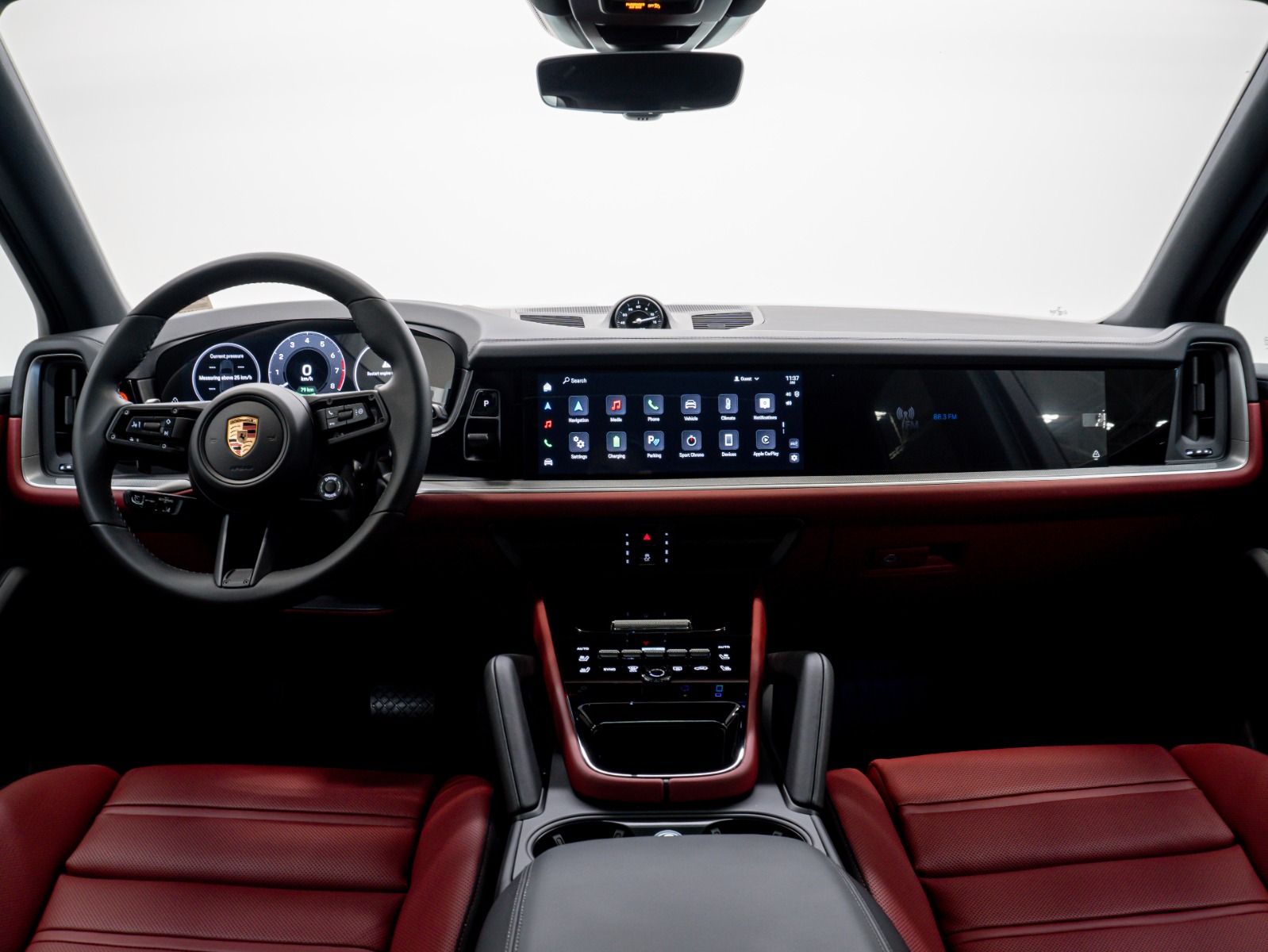 2025 Porsche Cayenne E-Hybrid AWD — photo 9