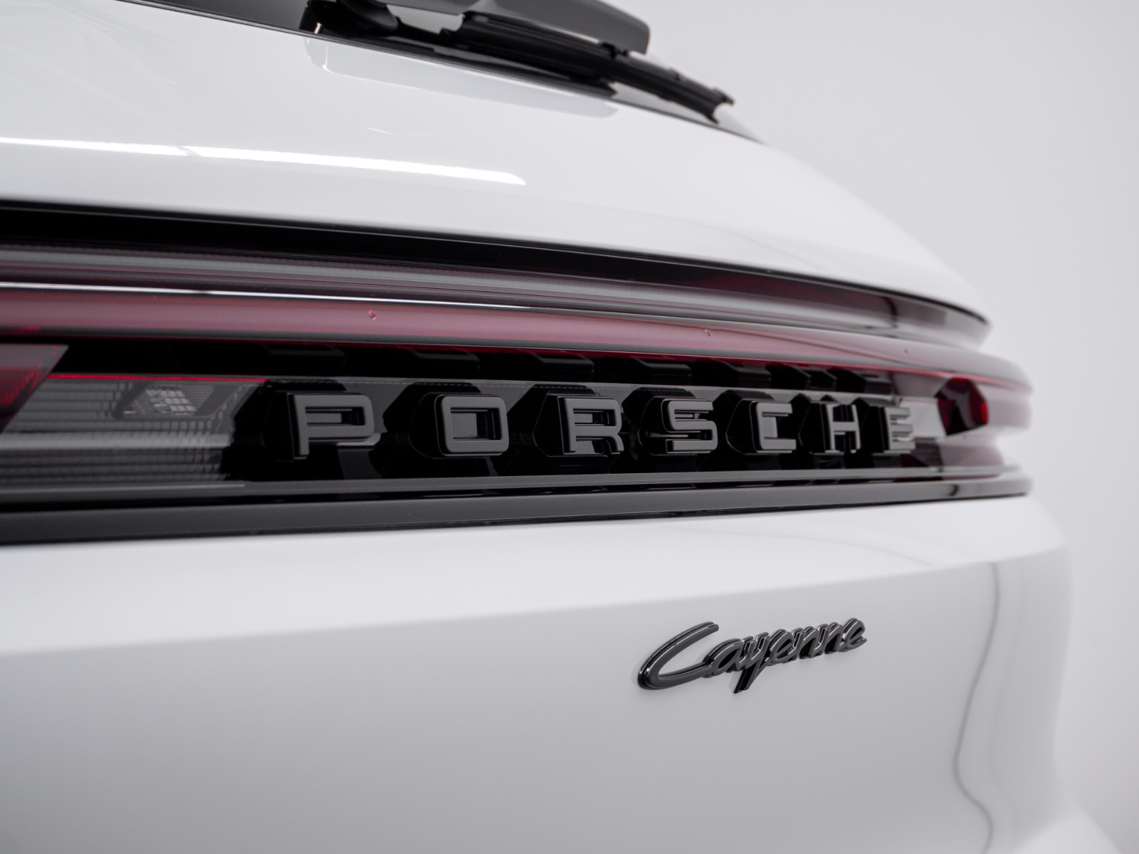 2025 Porsche Cayenne E-Hybrid AWD — photo 22