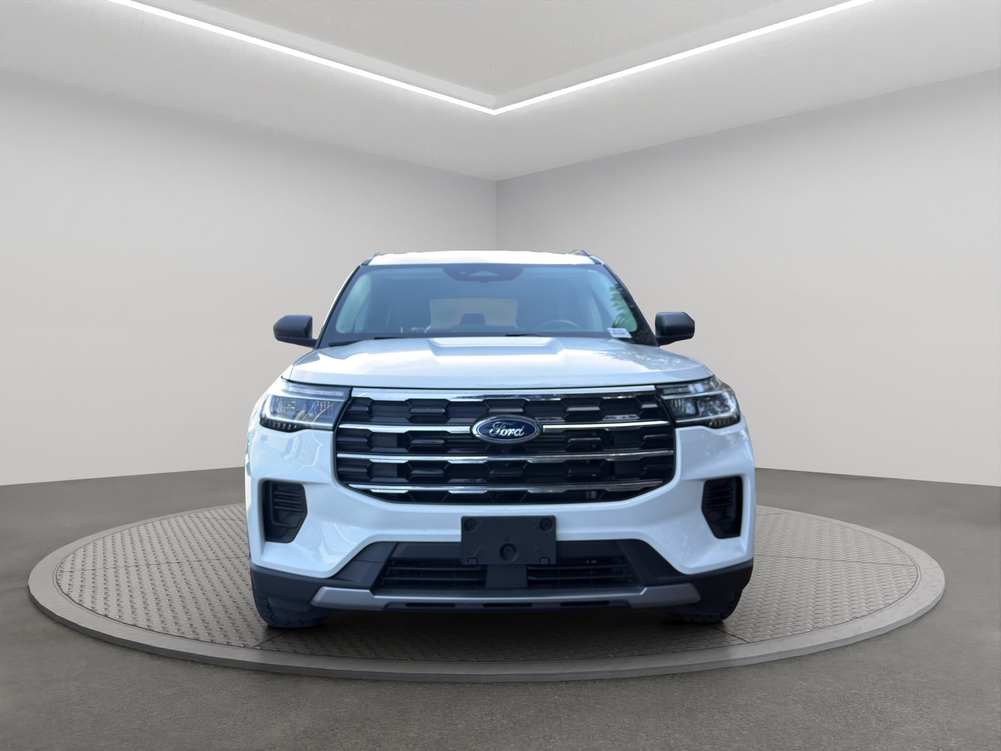 2025 Ford Explorer Active 4WD — photo 2