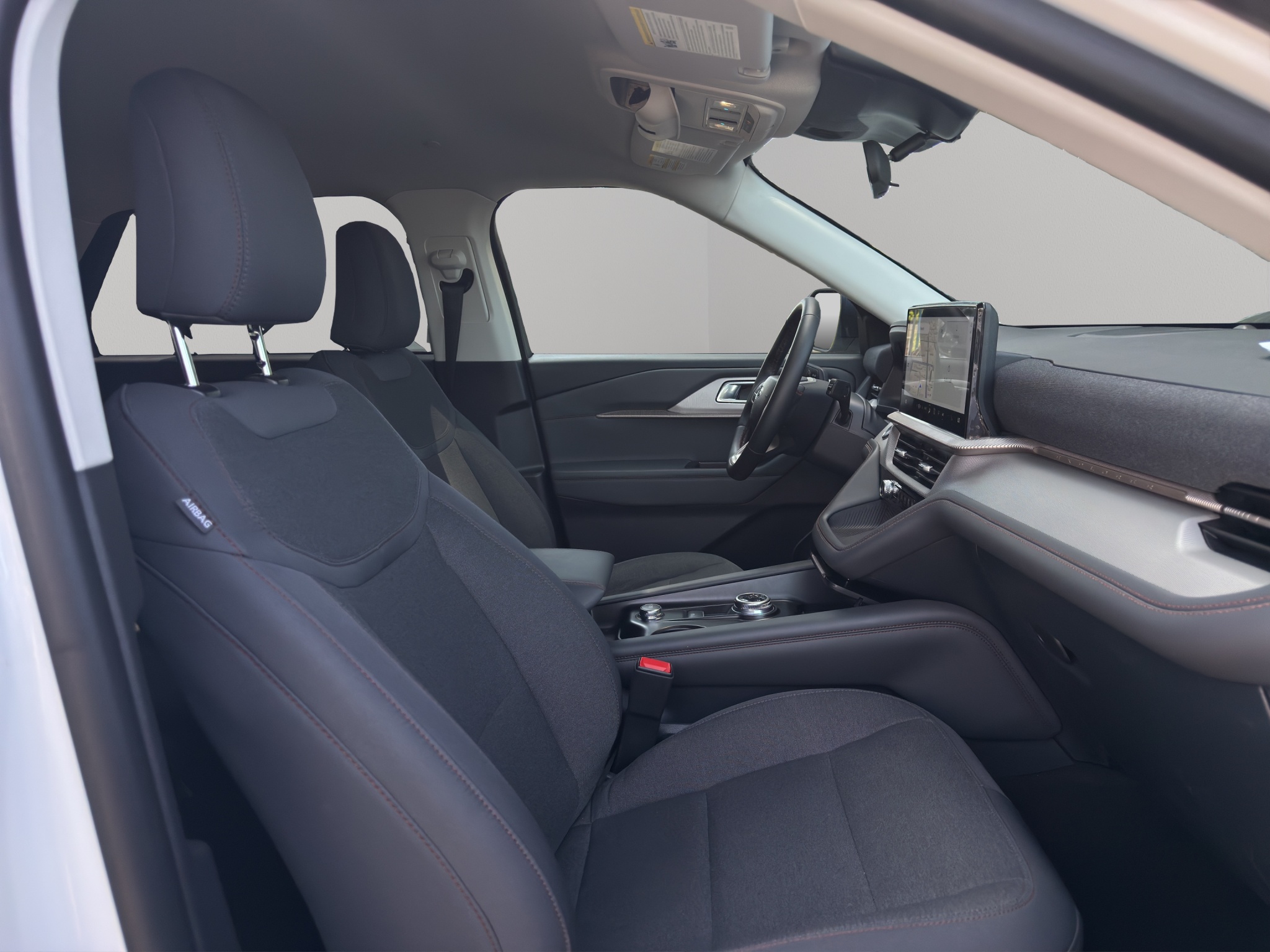 2025 Ford Explorer Active 4WD — photo 17