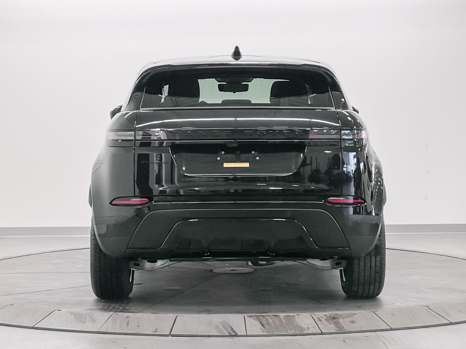 2025 Land Rover Range Rover Evoque P250 S — photo 7
