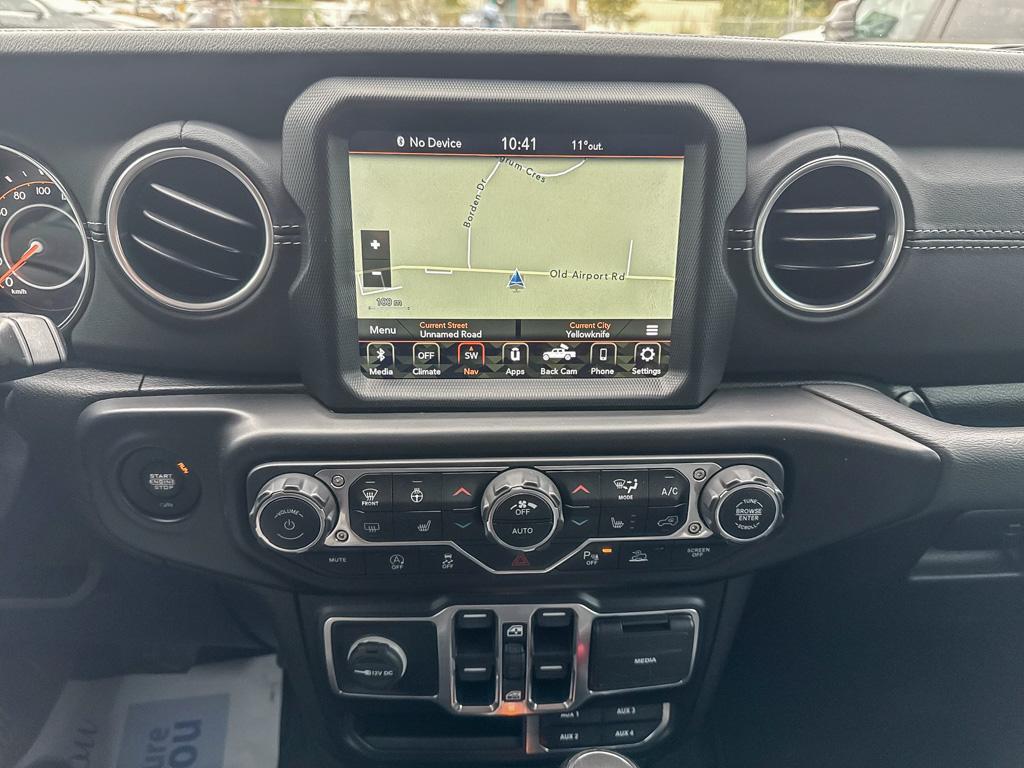 2020 Jeep Gladiator Overland 4x4 — photo 15