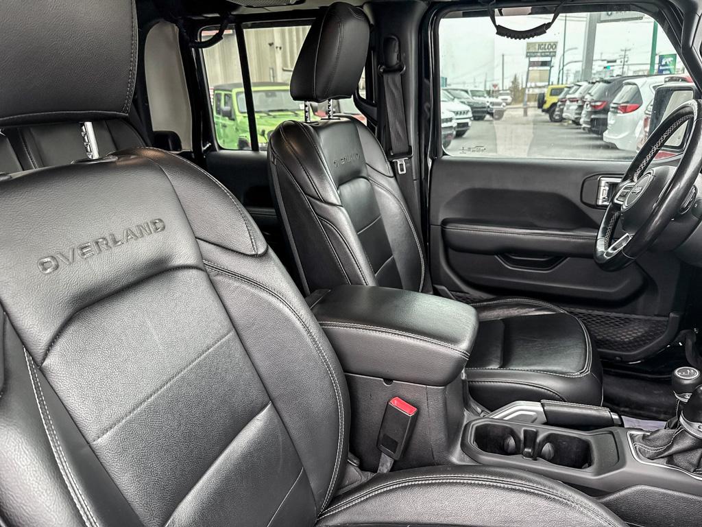 2020 Jeep Gladiator Overland 4x4 — photo 17
