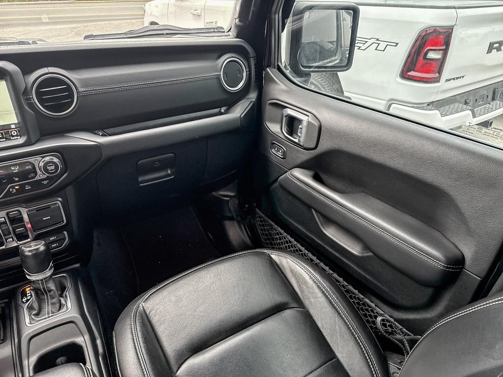 2020 Jeep Gladiator Overland 4x4 — photo 20
