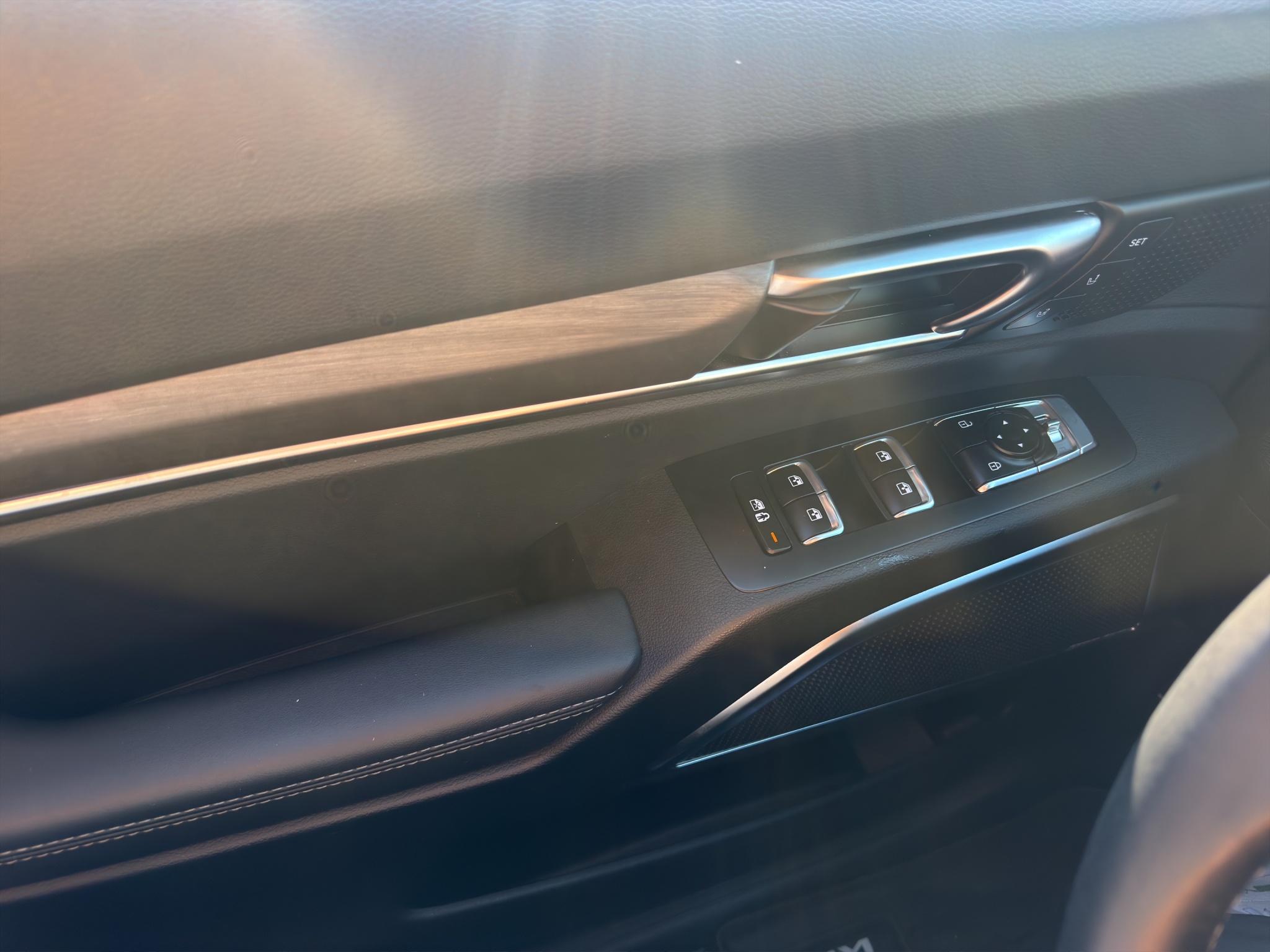 2025 Kia Telluride X-Line AWD w/Black Interior — photo 11