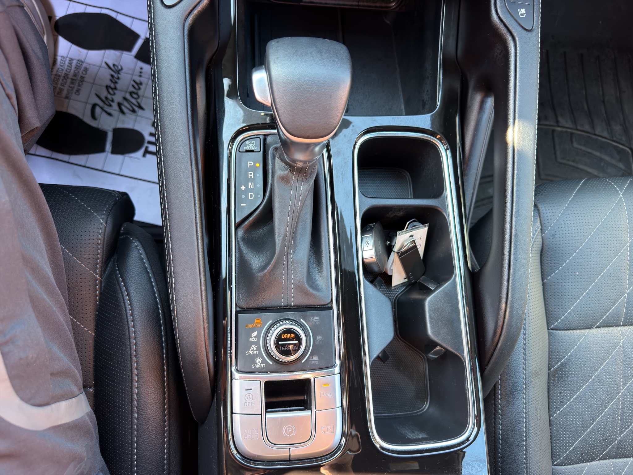 2025 Kia Telluride X-Line AWD w/Black Interior — photo 12