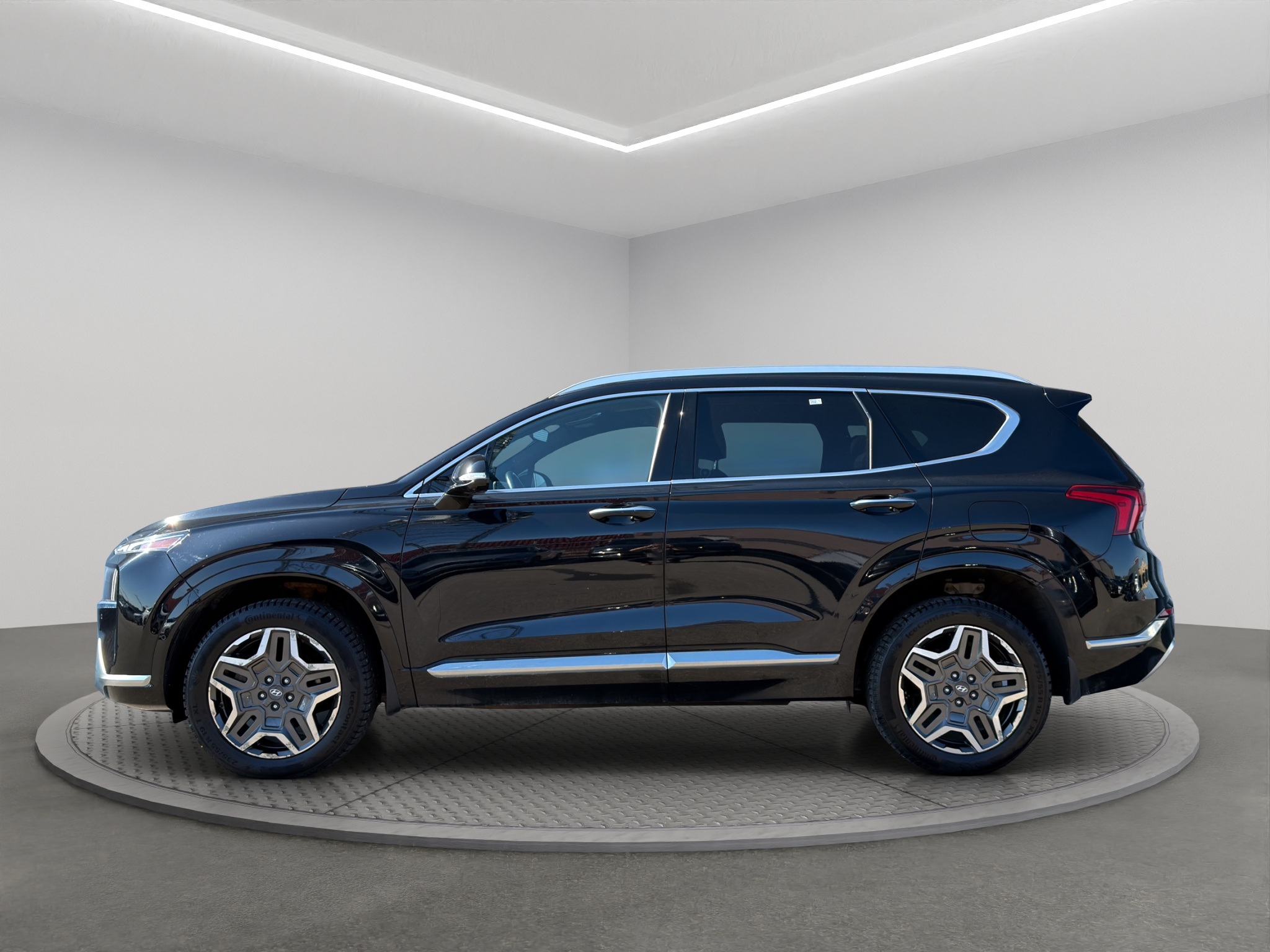 2021 Hyundai Santa Fe Ultimate Calligraphy AWD — photo 3