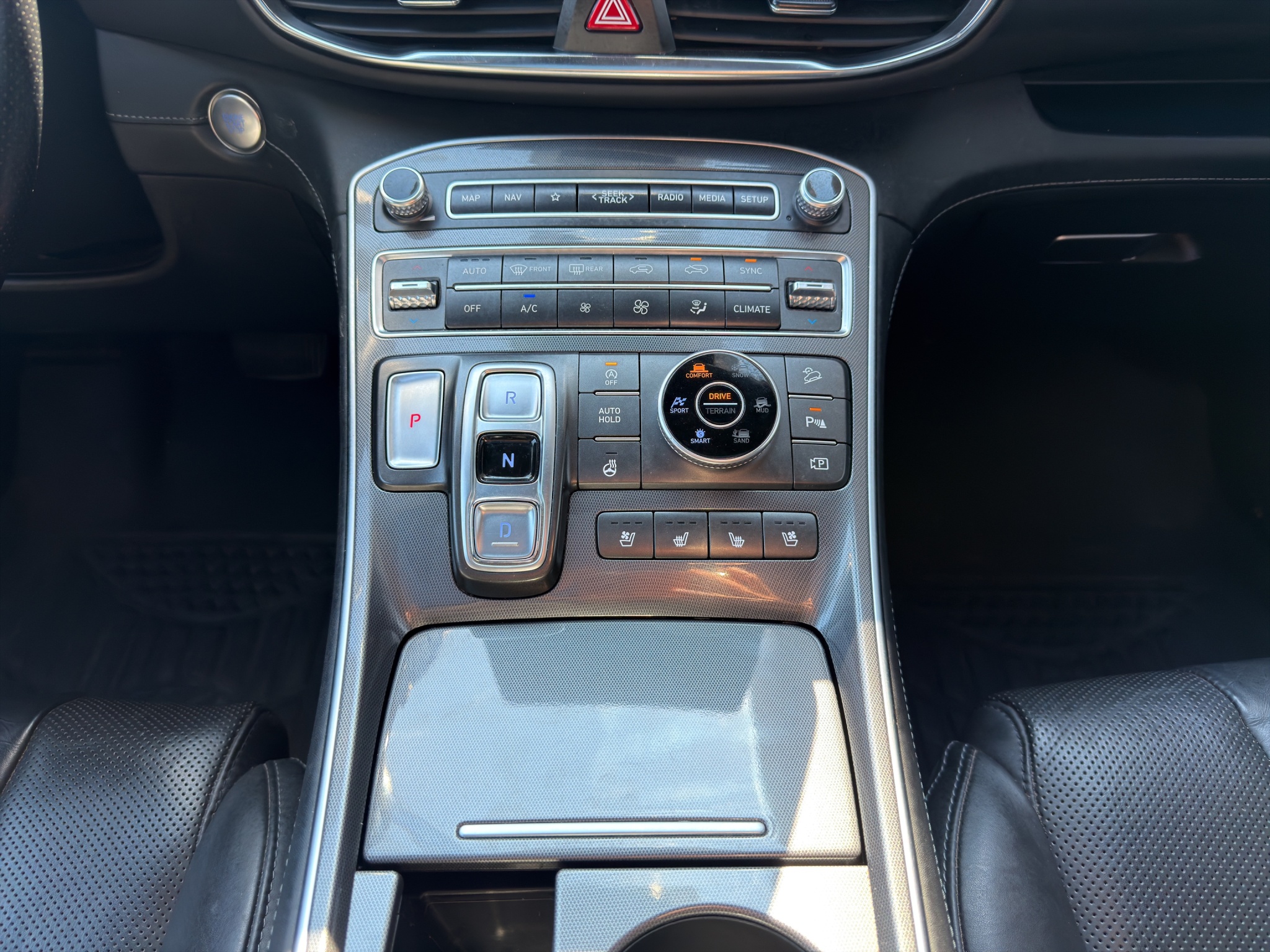 2021 Hyundai Santa Fe Ultimate Calligraphy AWD — photo 17