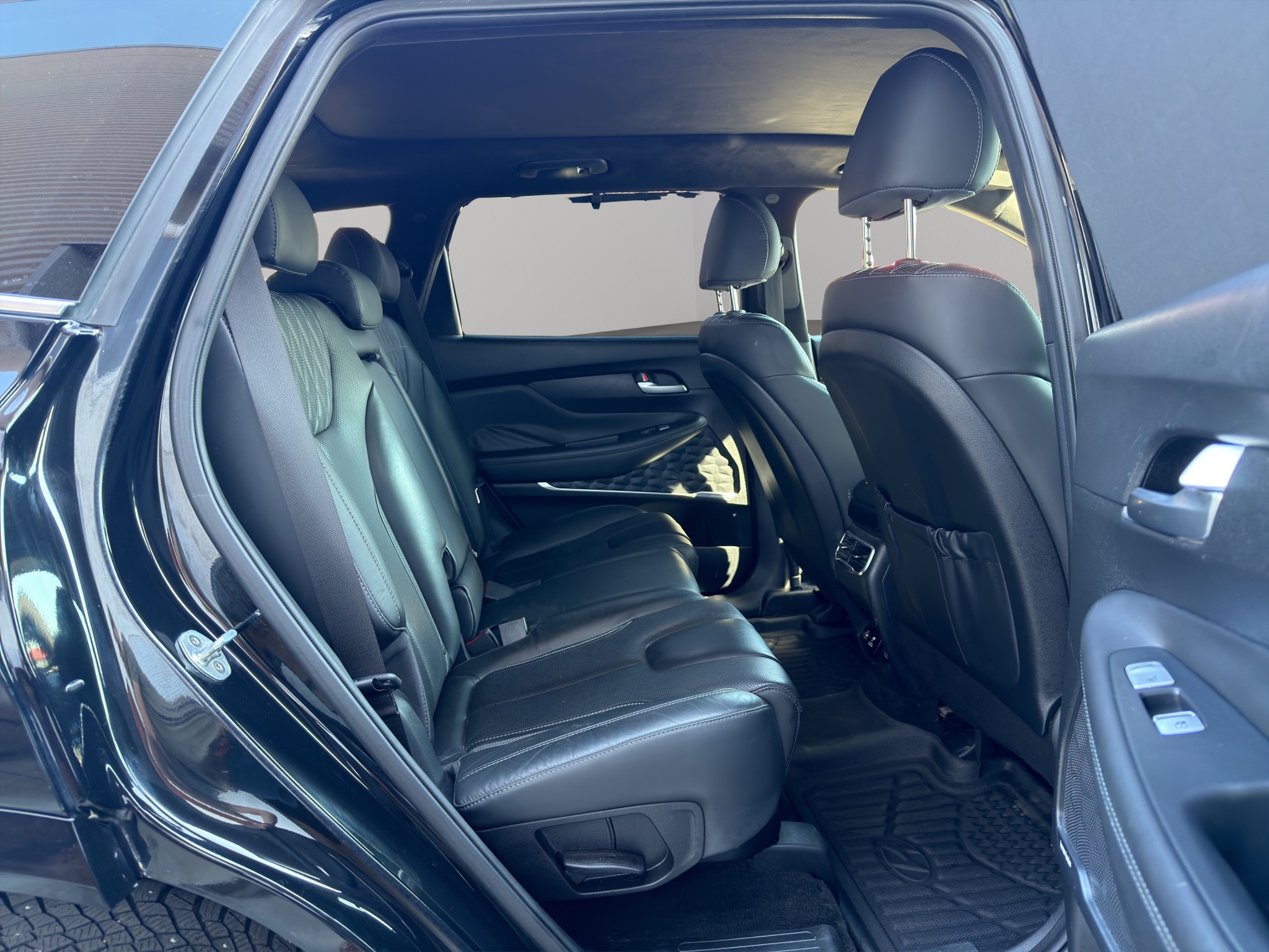 2021 Hyundai Santa Fe Ultimate Calligraphy AWD — photo 24