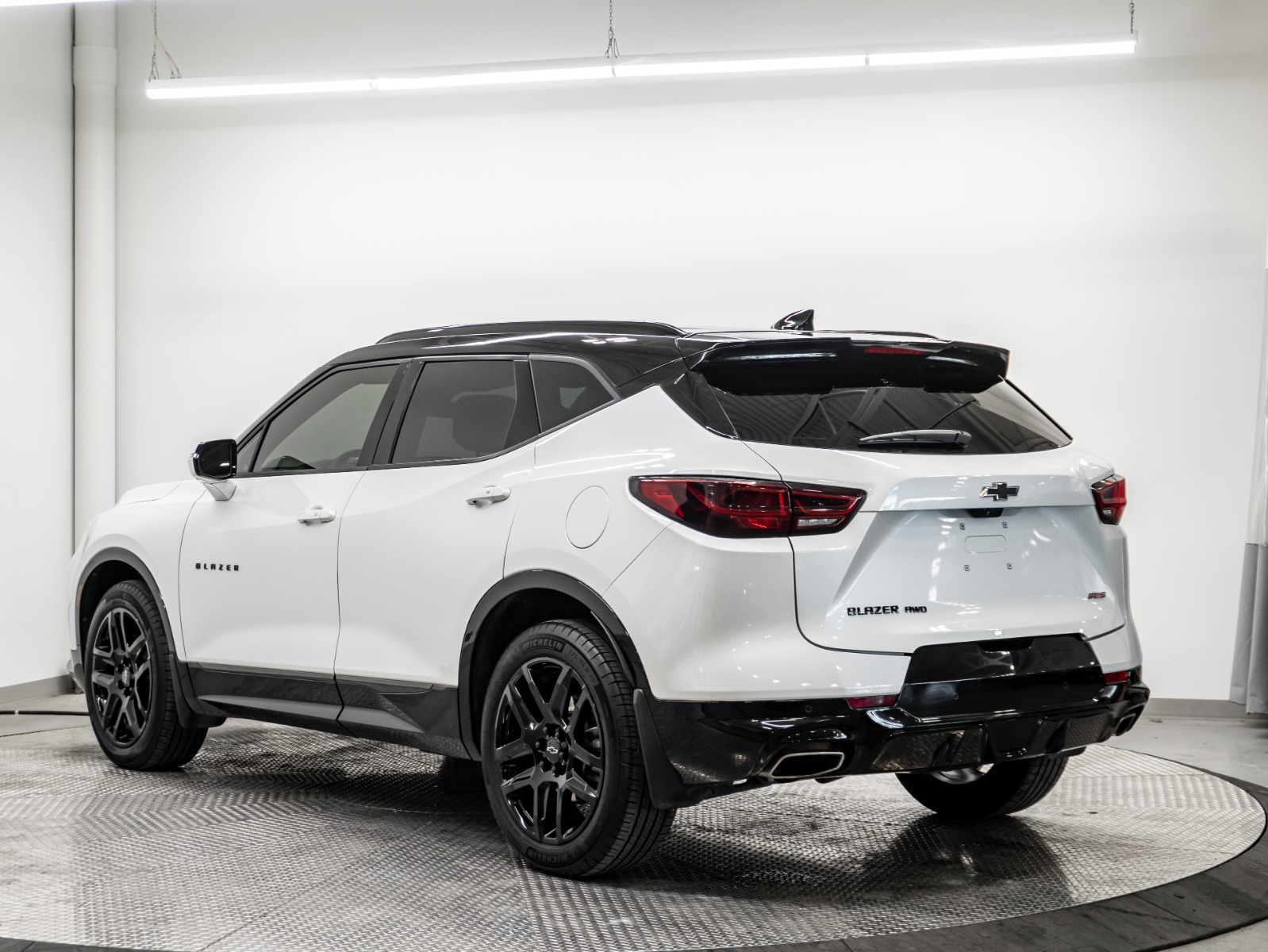 2025 Chevrolet Blazer AWD 4dr RS — photo 3