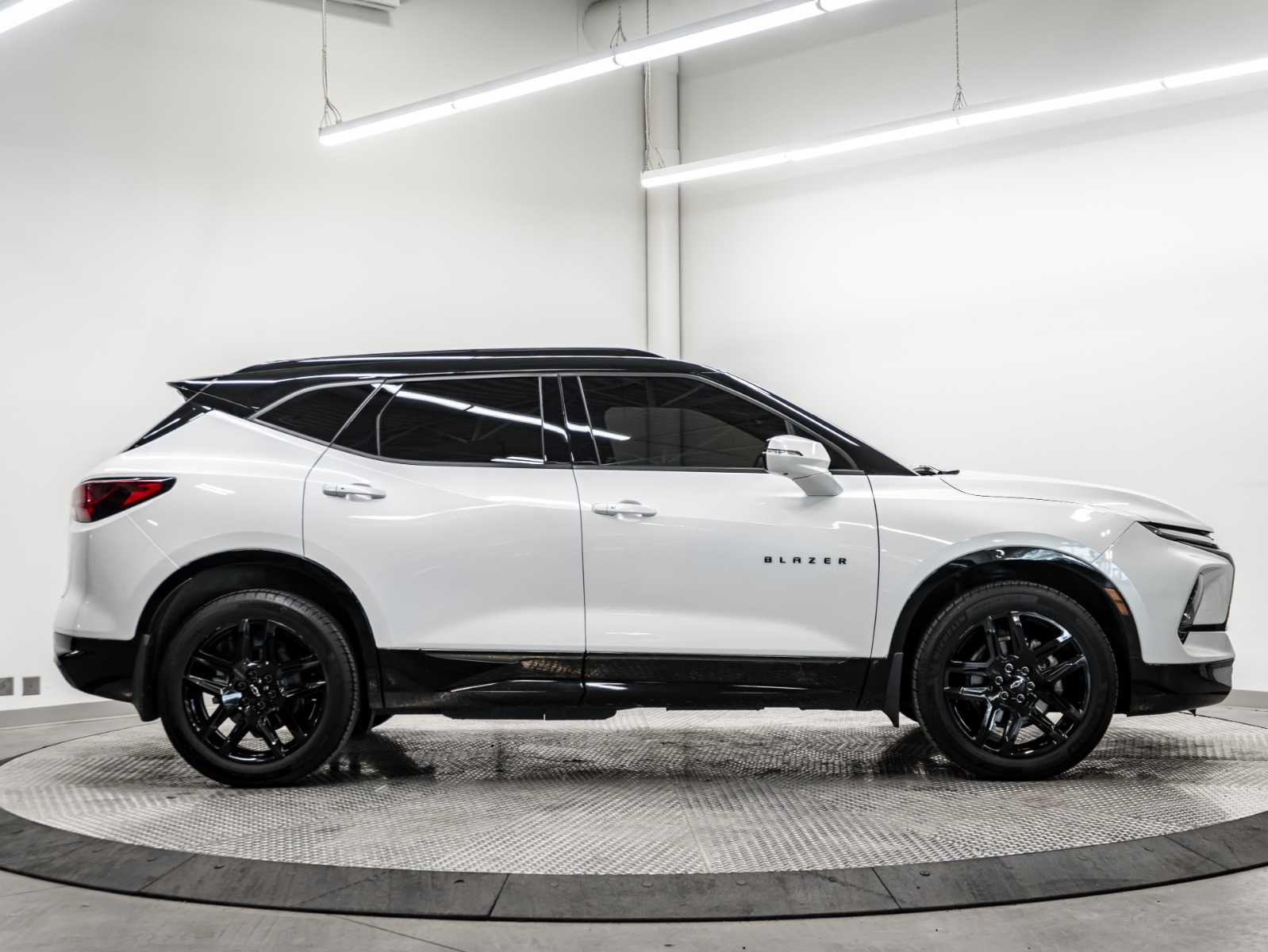 2025 Chevrolet Blazer AWD 4dr RS — photo 7