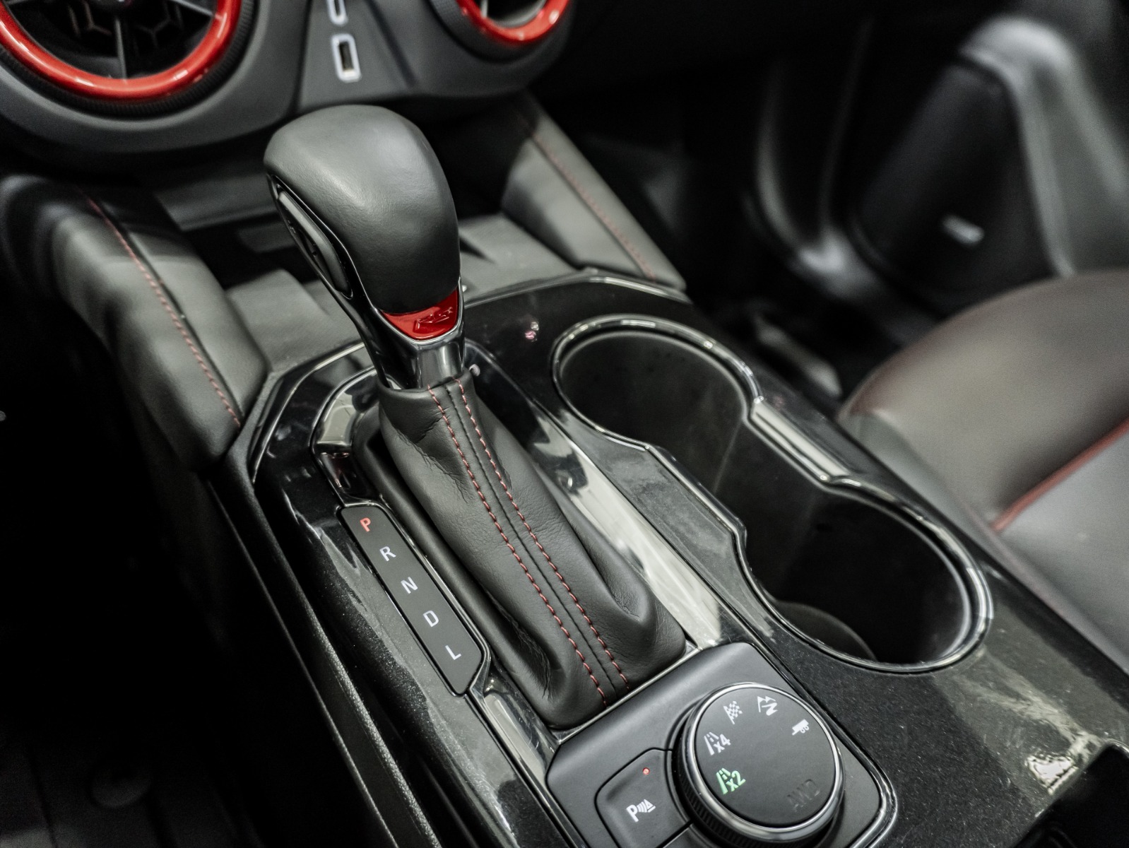 2025 Chevrolet Blazer AWD 4dr RS — photo 18