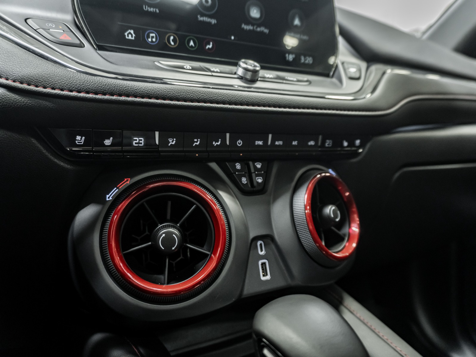 2025 Chevrolet Blazer AWD 4dr RS — photo 19