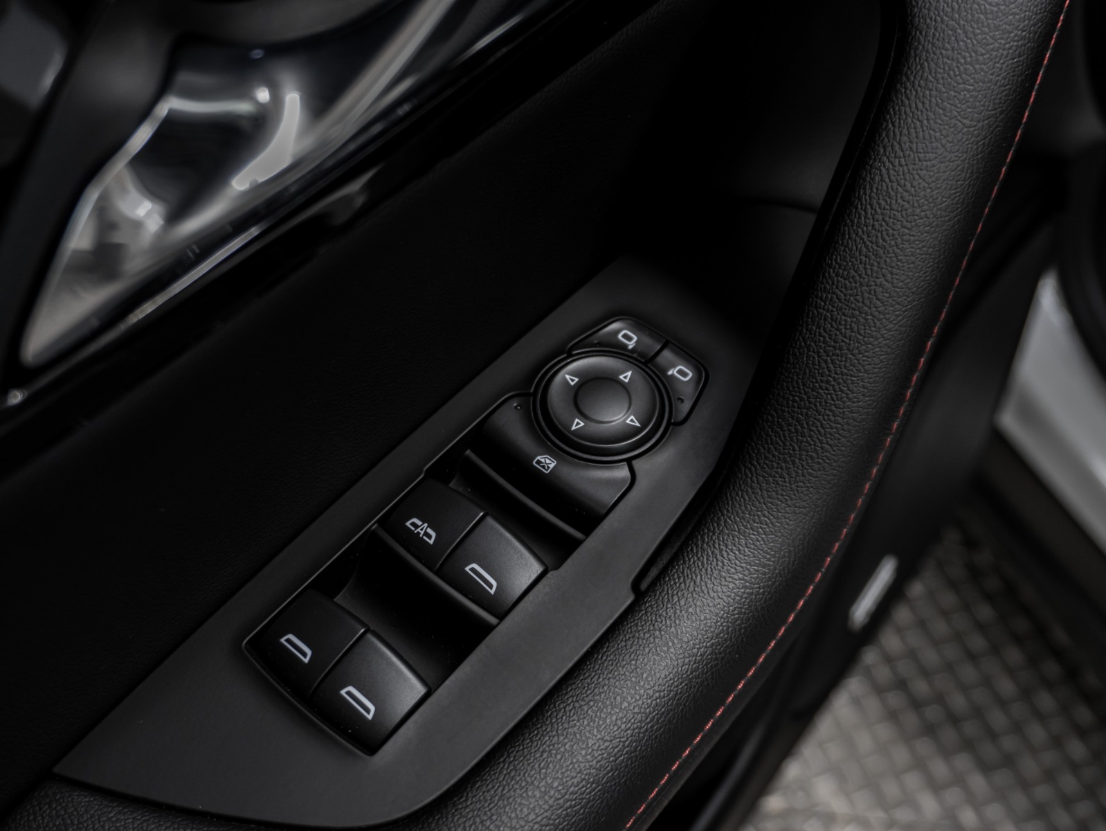 2025 Chevrolet Blazer AWD 4dr RS — photo 26