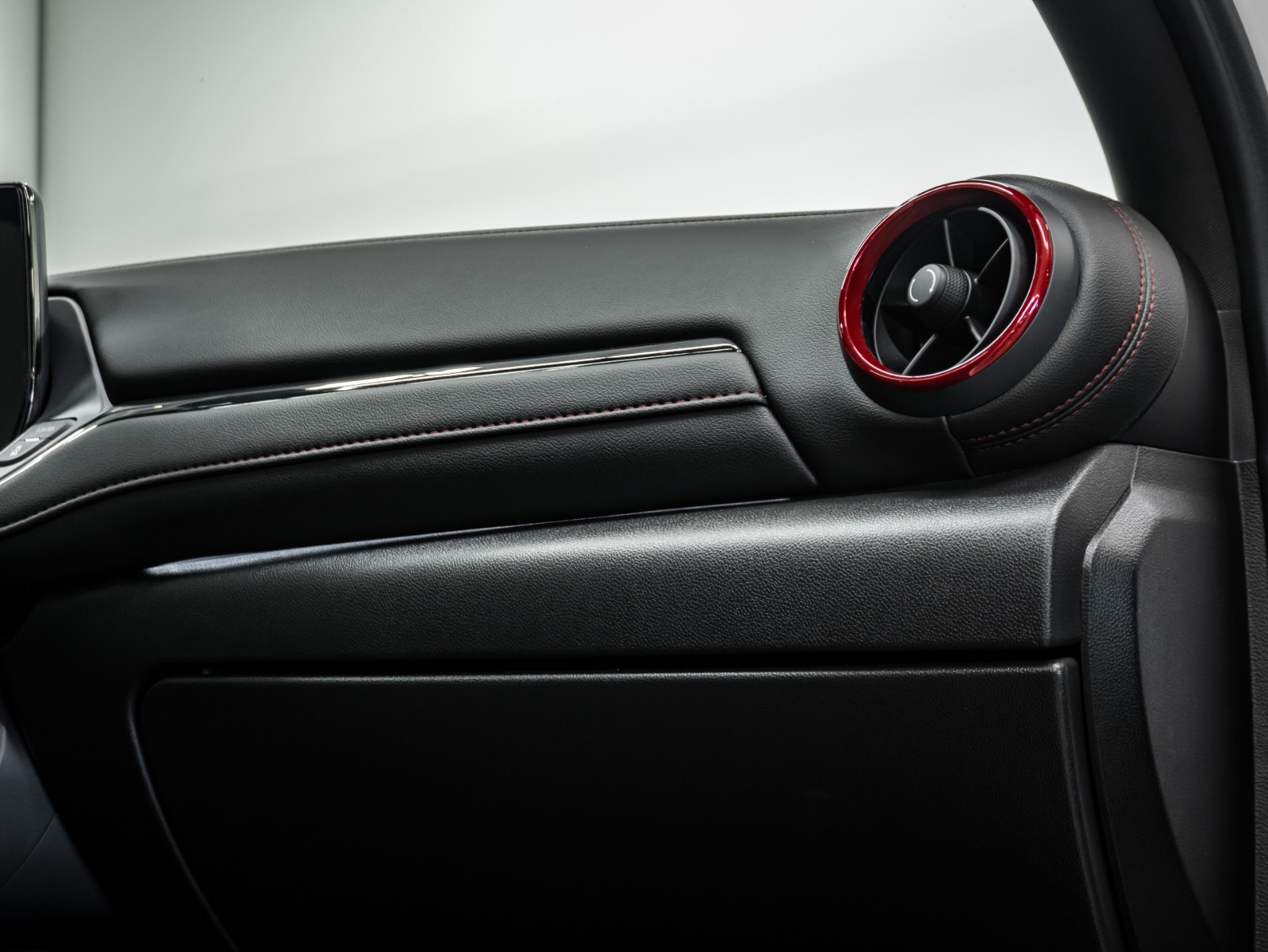 2025 Chevrolet Blazer AWD 4dr RS — photo 31