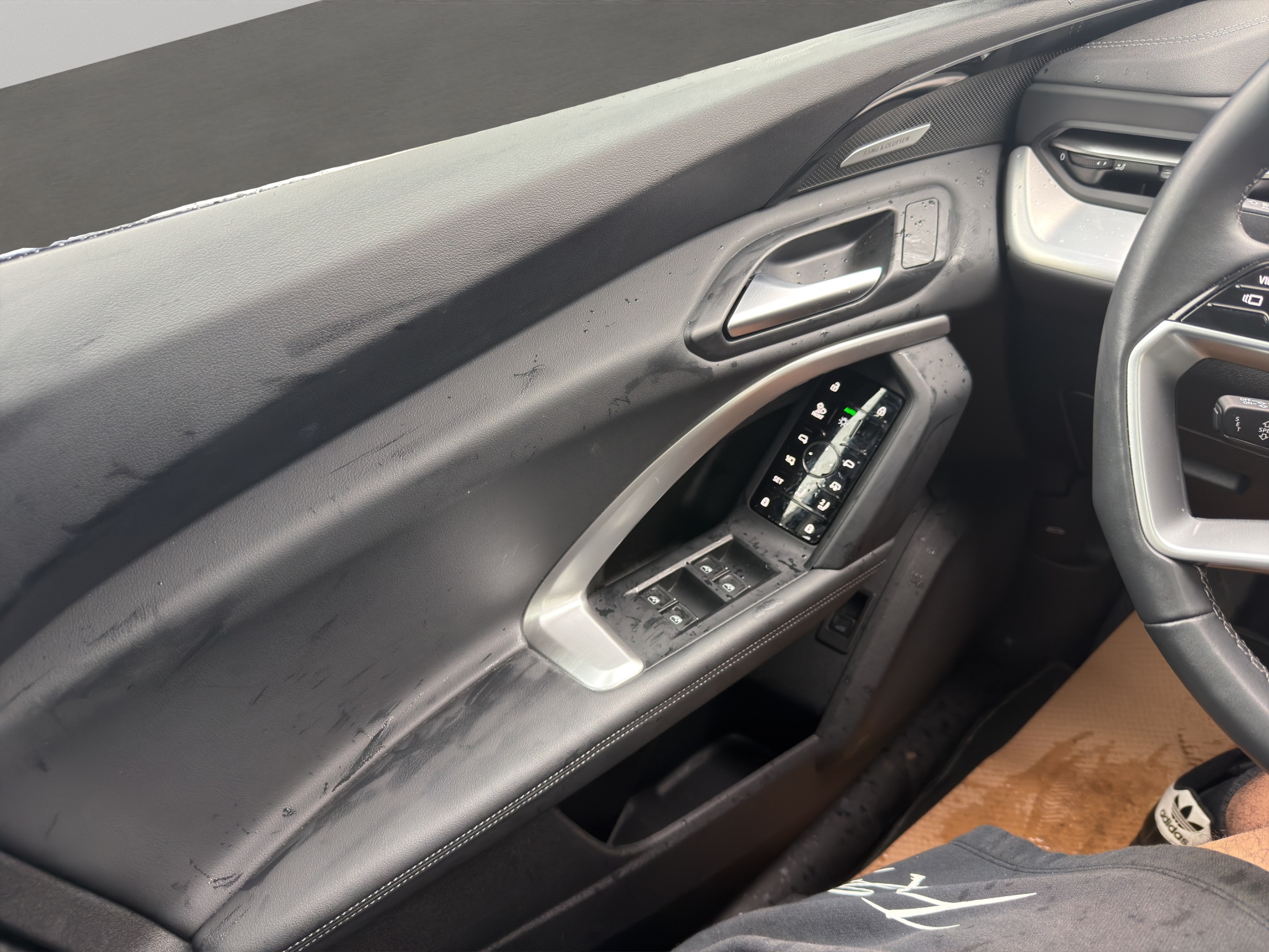 2025 Audi Q5 Progressiv 2.0 TFSI quattro — photo 12