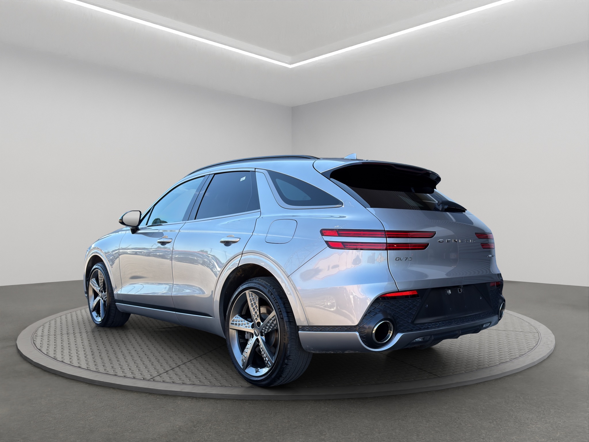 2022 Genesis GV70 3.5T Sport AWD — photo 4