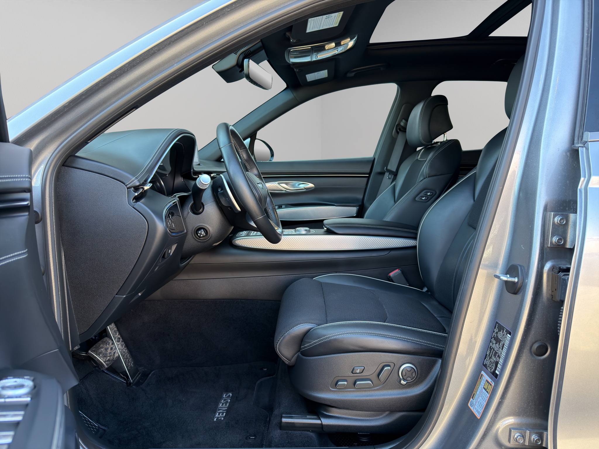 2022 Genesis GV70 3.5T Sport AWD — photo 12