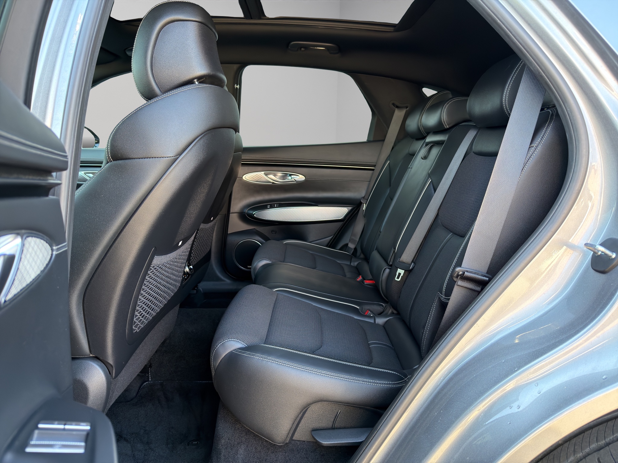 2022 Genesis GV70 3.5T Sport AWD — photo 23