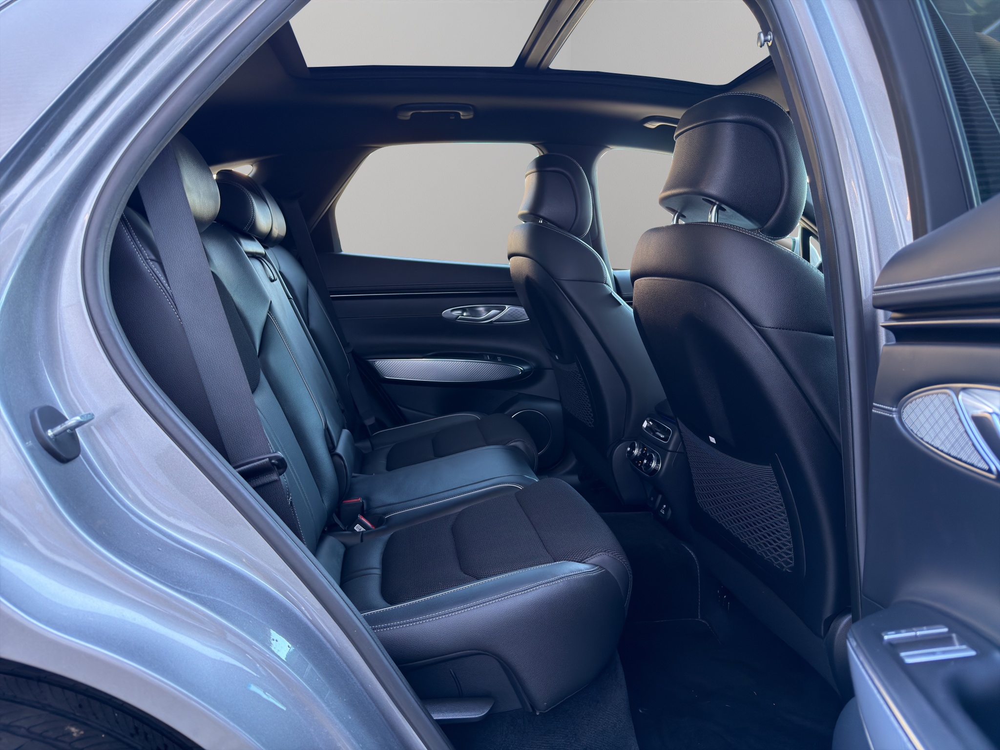 2022 Genesis GV70 3.5T Sport AWD — photo 24