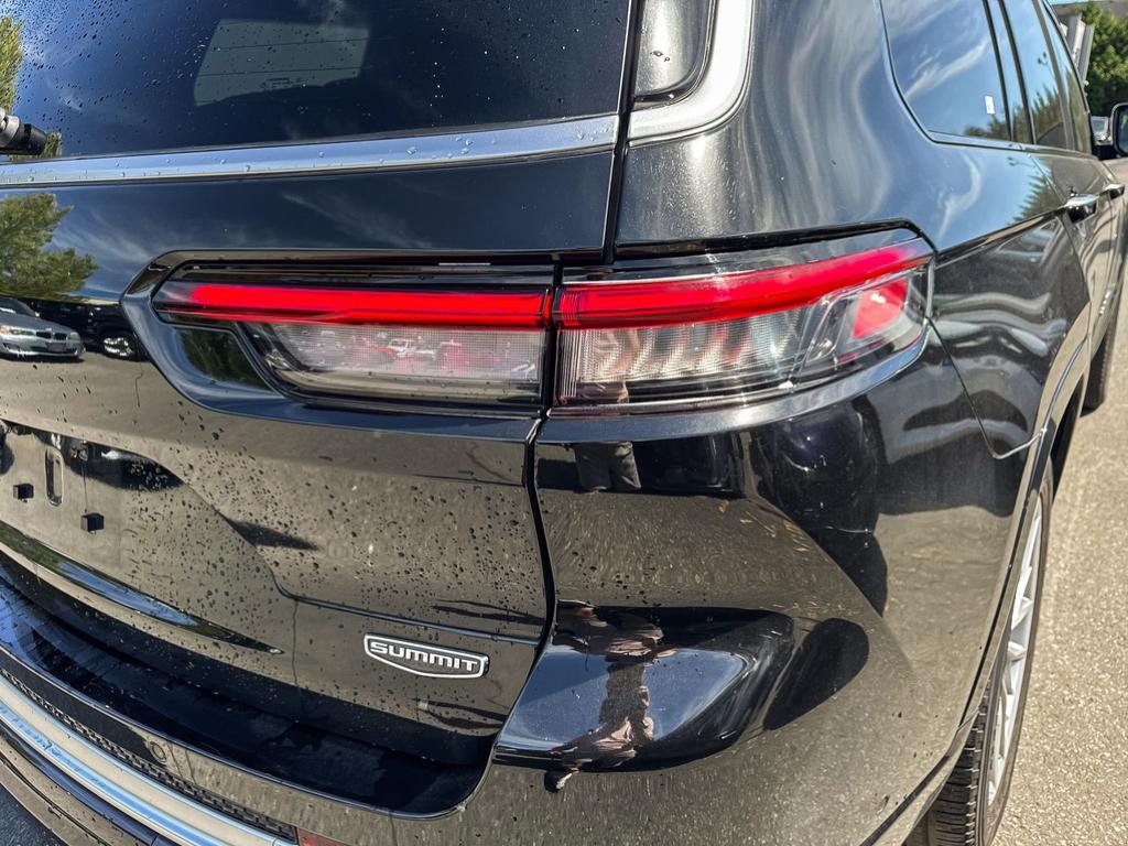 2023 Jeep Grand Cherokee L Summit 4x4 — photo 10