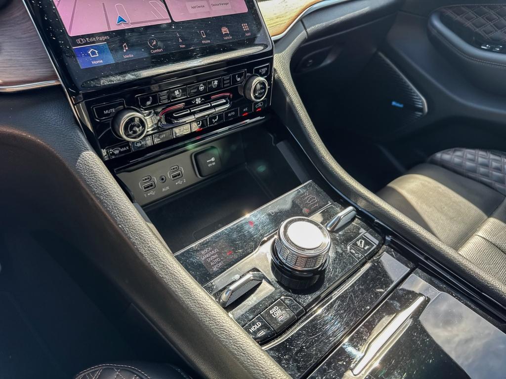 2023 Jeep Grand Cherokee L Summit 4x4 — photo 17