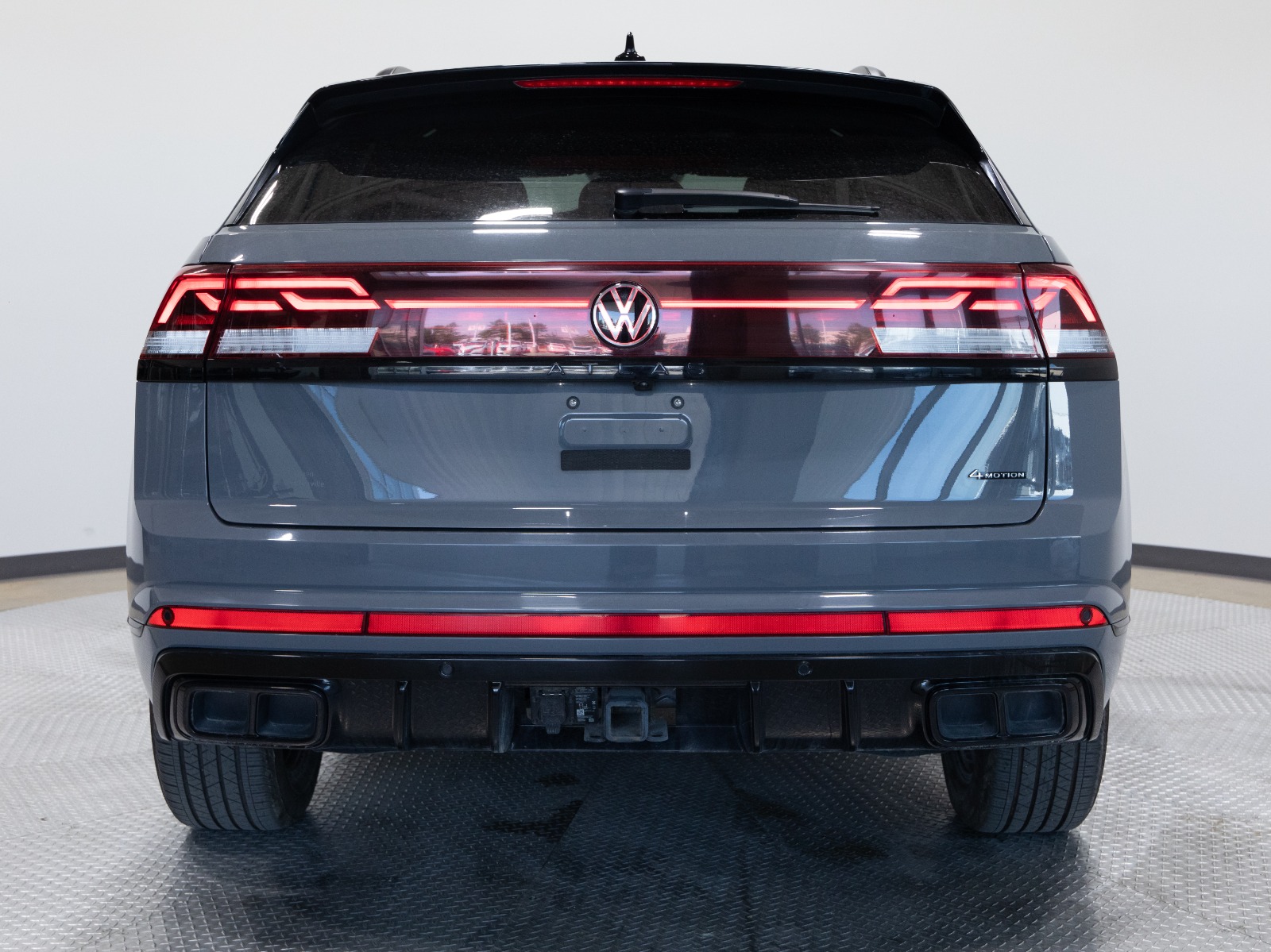 2025 Volkswagen Atlas Cross Sport Comfortline R-Line Black Edition 2.0 TSI 4MOTION — photo 4