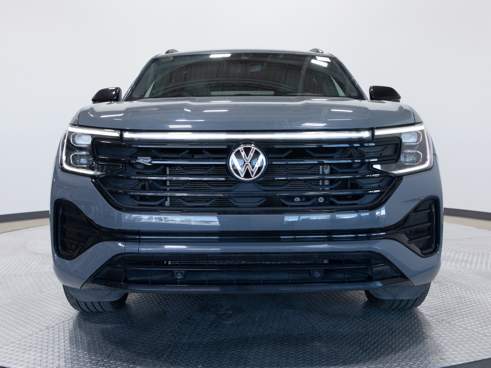 2025 Volkswagen Atlas Cross Sport Comfortline R-Line Black Edition 2.0 TSI 4MOTION — photo 8