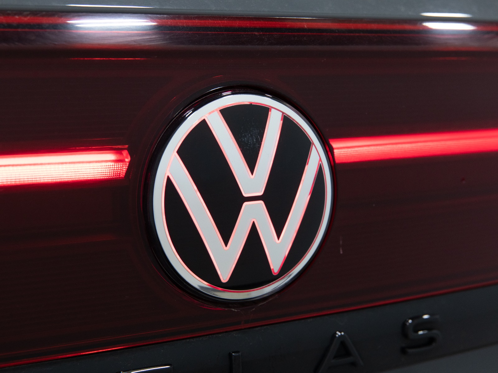 2025 Volkswagen Atlas Cross Sport Comfortline R-Line Black Edition 2.0 TSI 4MOTION — photo 11
