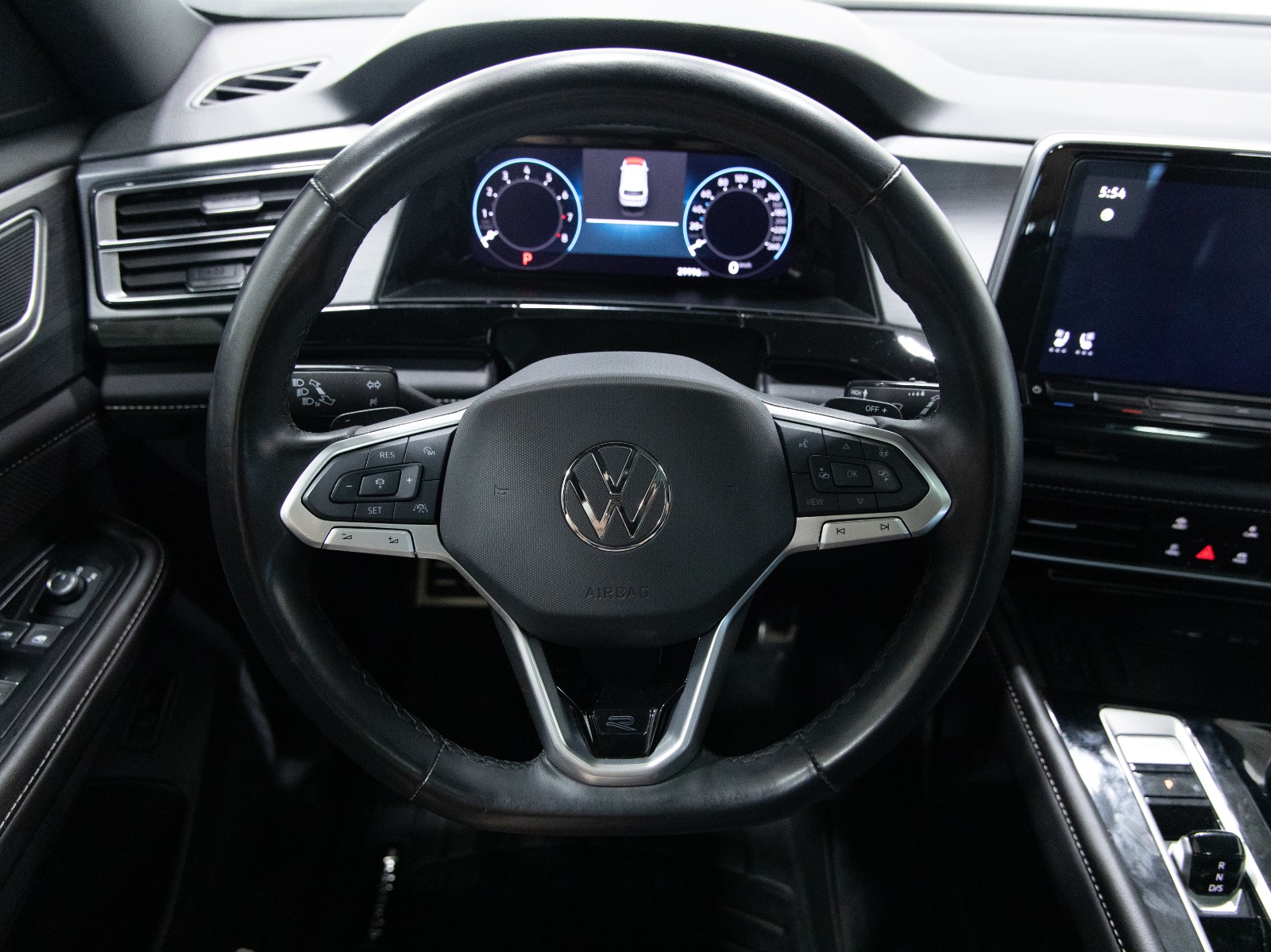 2025 Volkswagen Atlas Cross Sport Comfortline R-Line Black Edition 2.0 TSI 4MOTION — photo 23