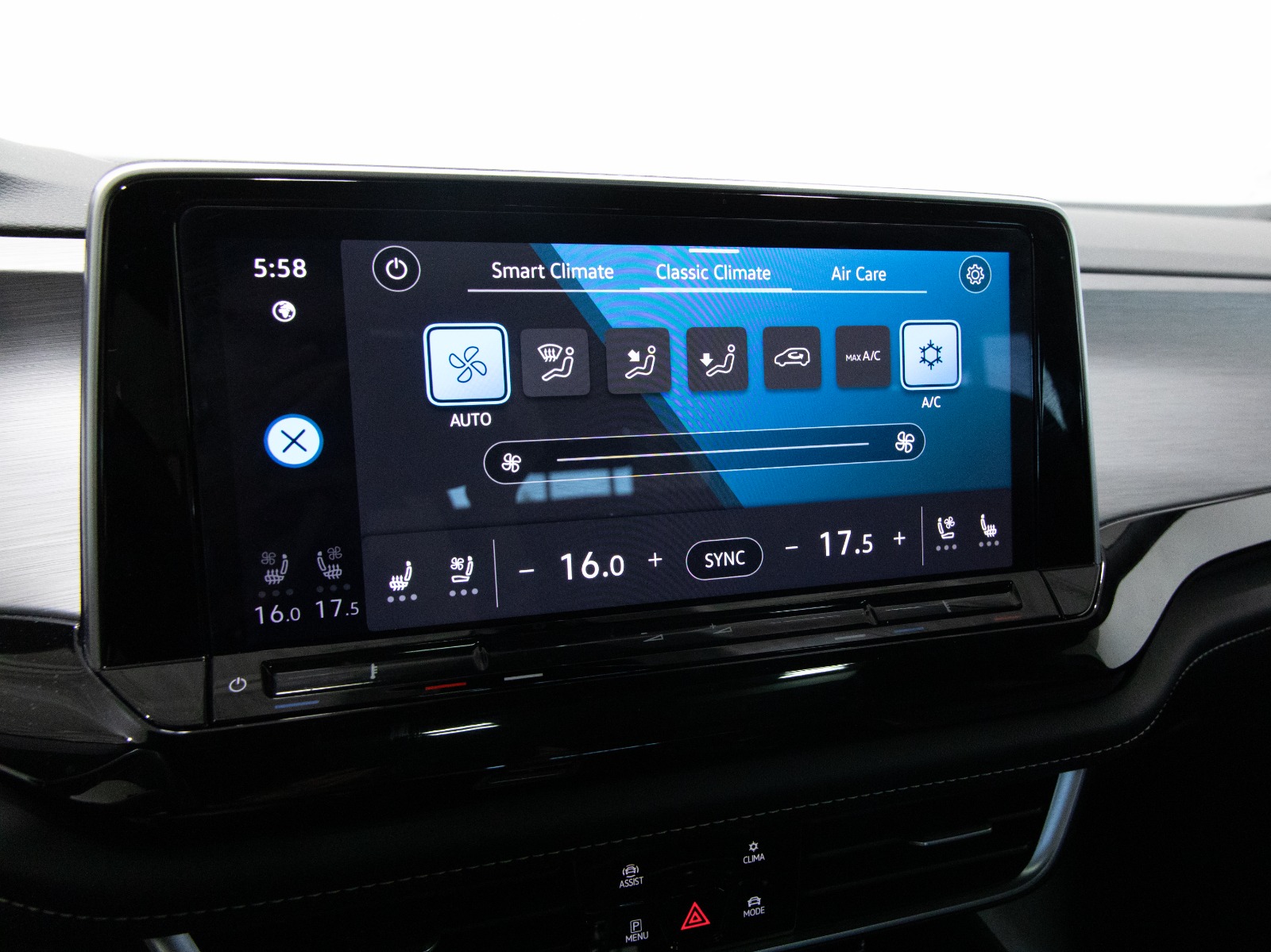 2025 Volkswagen Atlas Cross Sport Comfortline R-Line Black Edition 2.0 TSI 4MOTION — photo 27