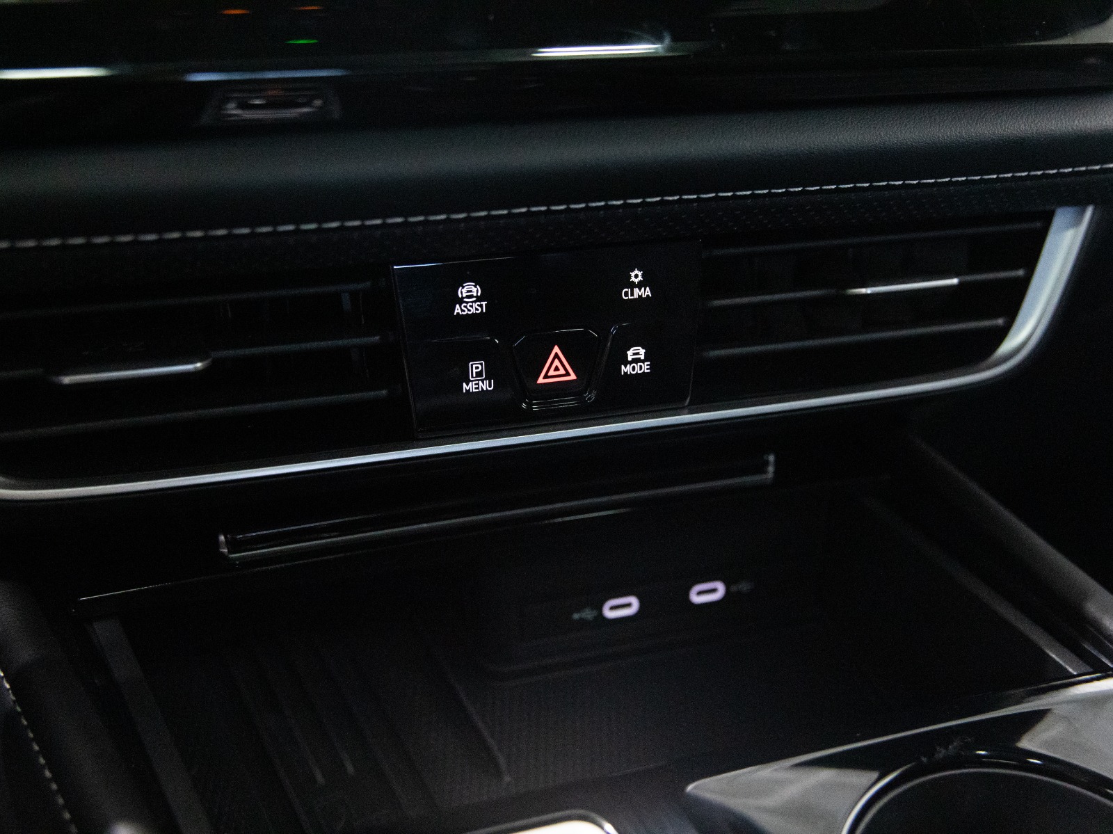 2025 Volkswagen Atlas Cross Sport Comfortline R-Line Black Edition 2.0 TSI 4MOTION — photo 29