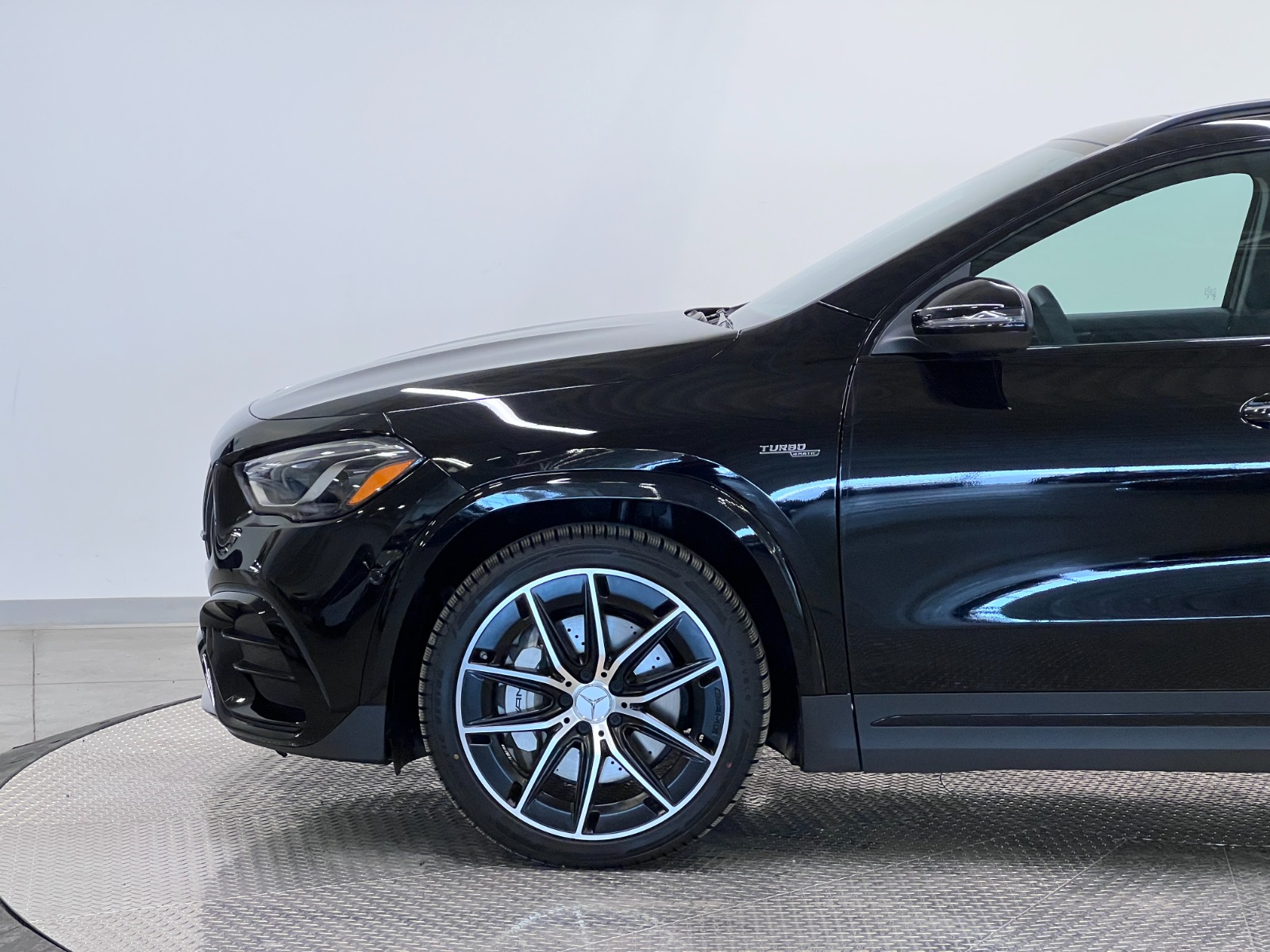 2024 Mercedes-Benz GLA AMG GLA 35 4MATIC SUV — photo 9