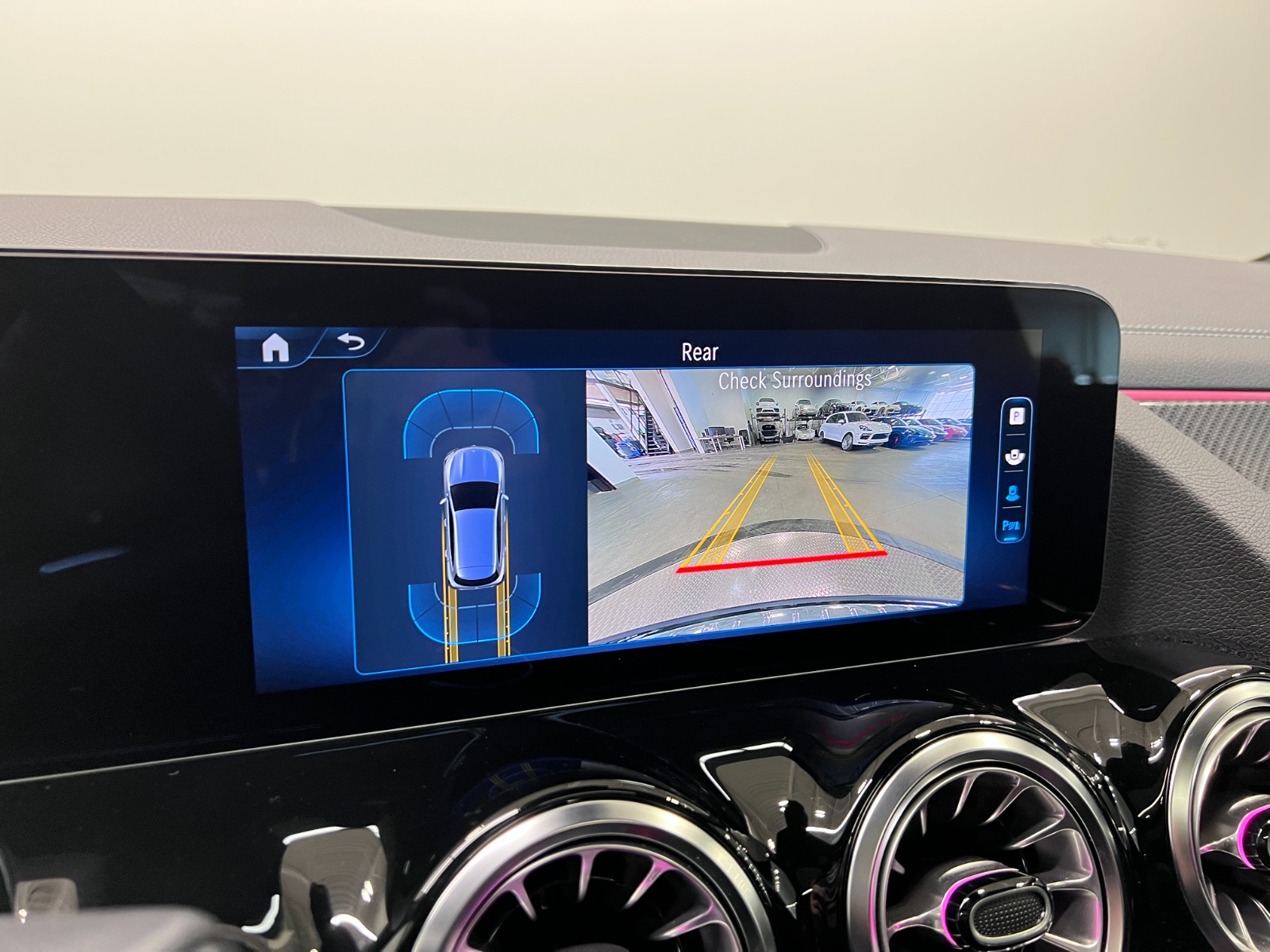 2024 Mercedes-Benz GLA AMG GLA 35 4MATIC SUV — photo 18